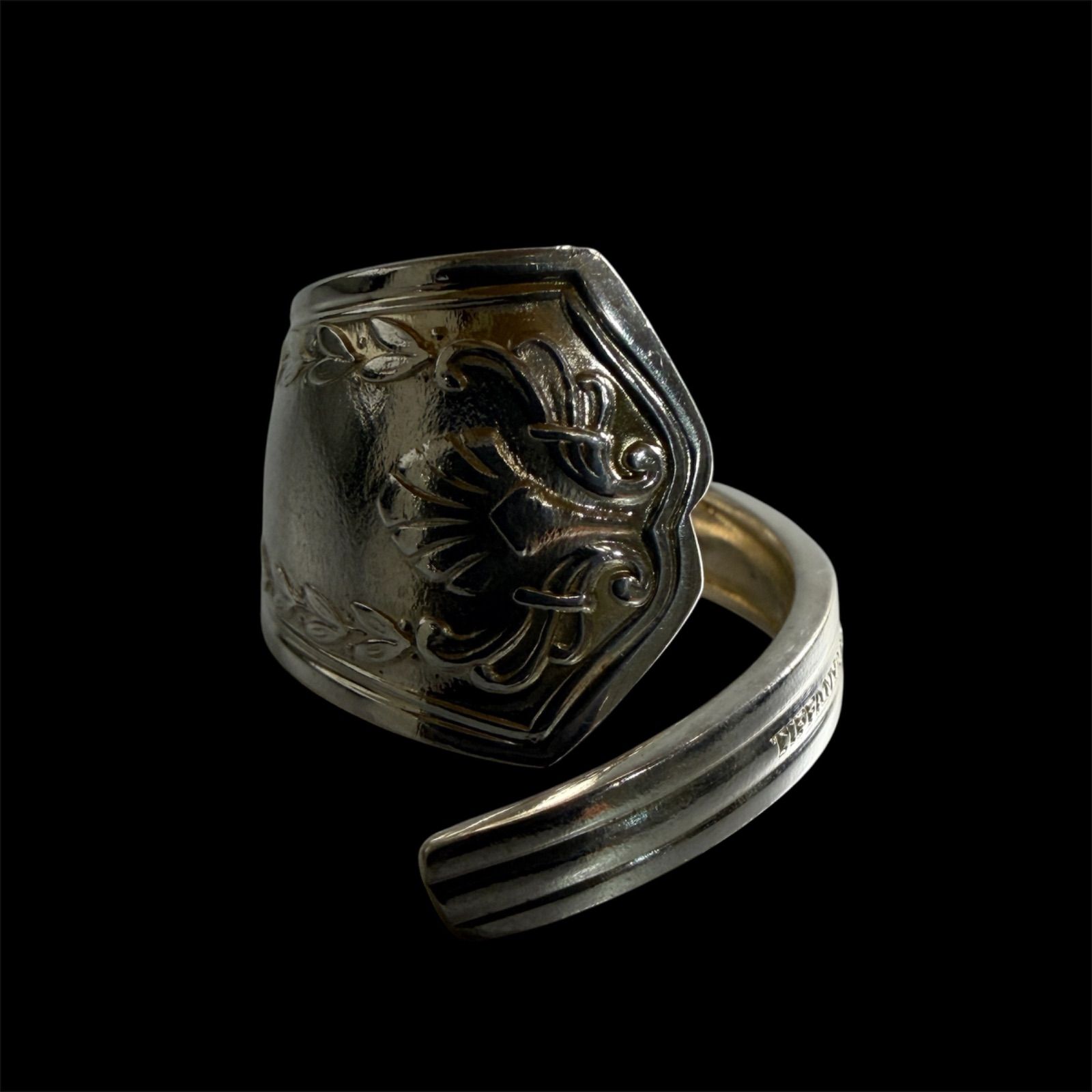 #020 限定商品　一点物　スプーンリング　指輪　フランス　コラボ　カスタムメイド　リメイクアクセサリー