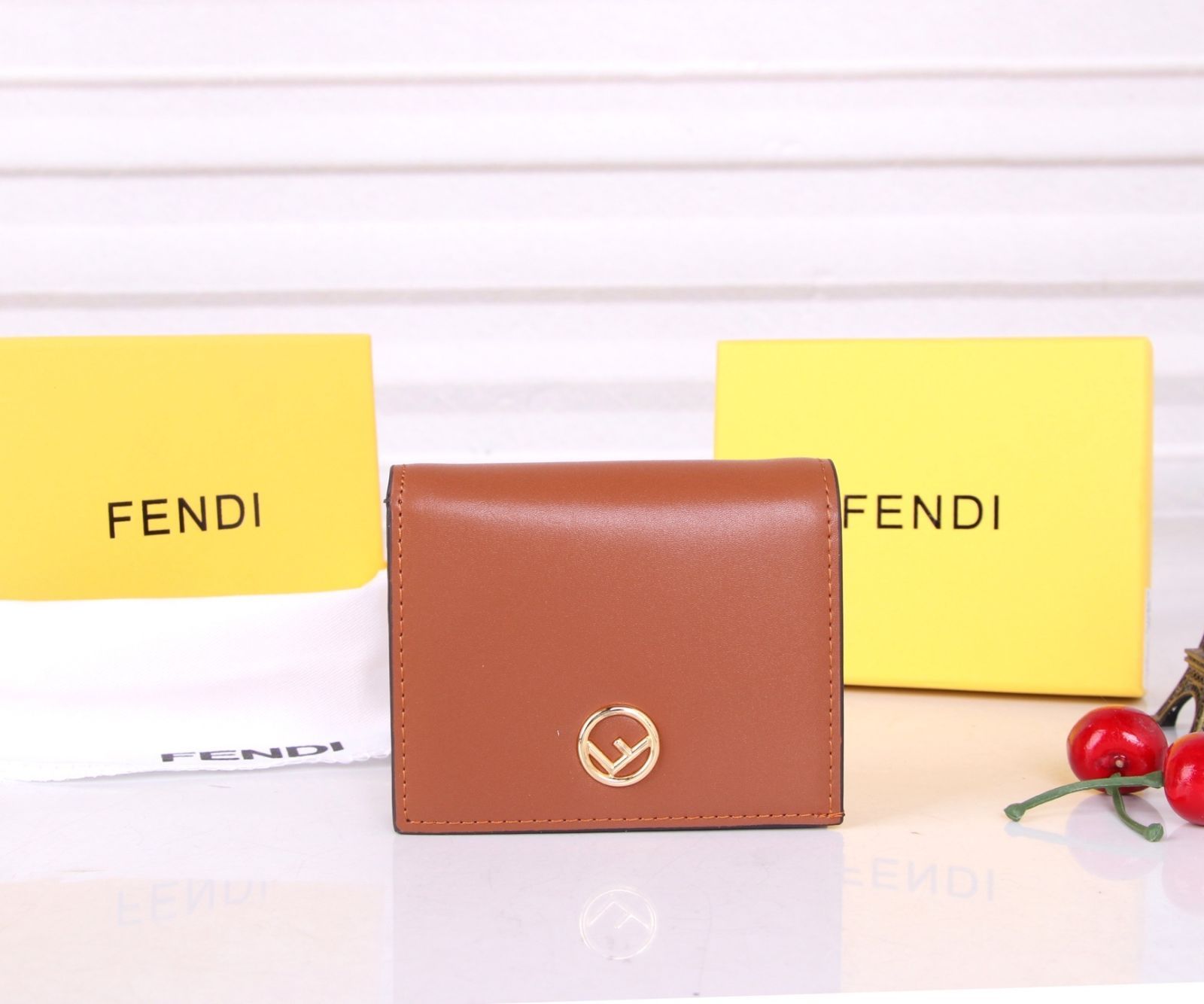 限界価格 FENDI　フェンディ ウォレット 折り財布 小銭入れ