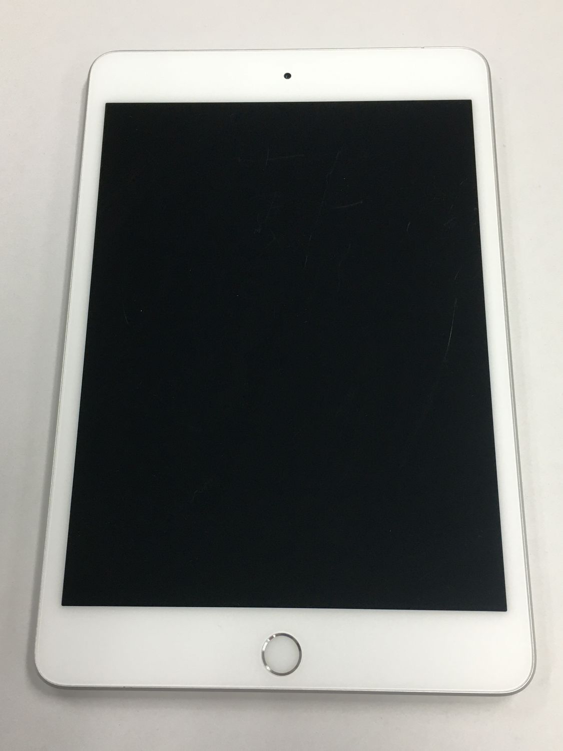 iPad mini 5 SIMフリー 64GB シルバー 中古 - メルカリ