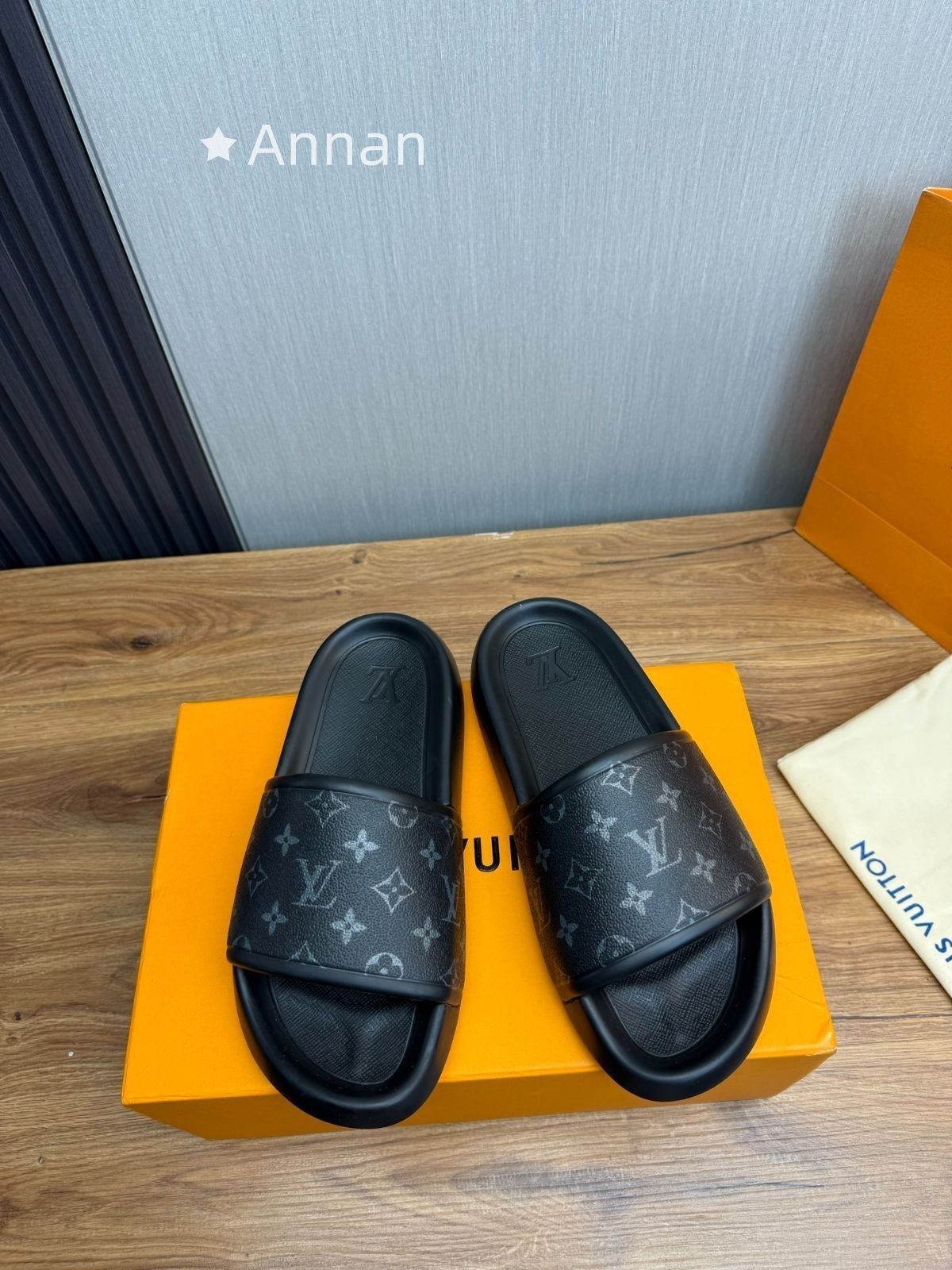 極美品 LOUIS VUITTON ルイヴィトン メンズ サンダル