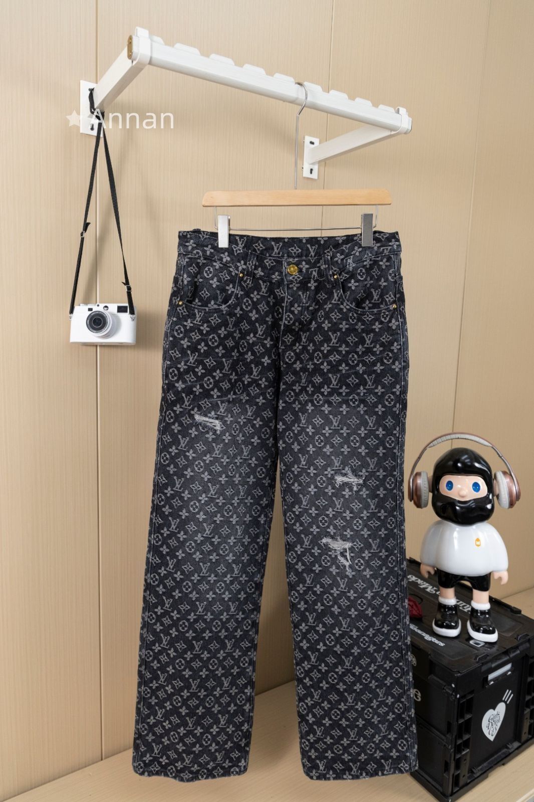 美品 LOUISVUITTON ルイヴィトン メンズ モノグラム ストレートデニム