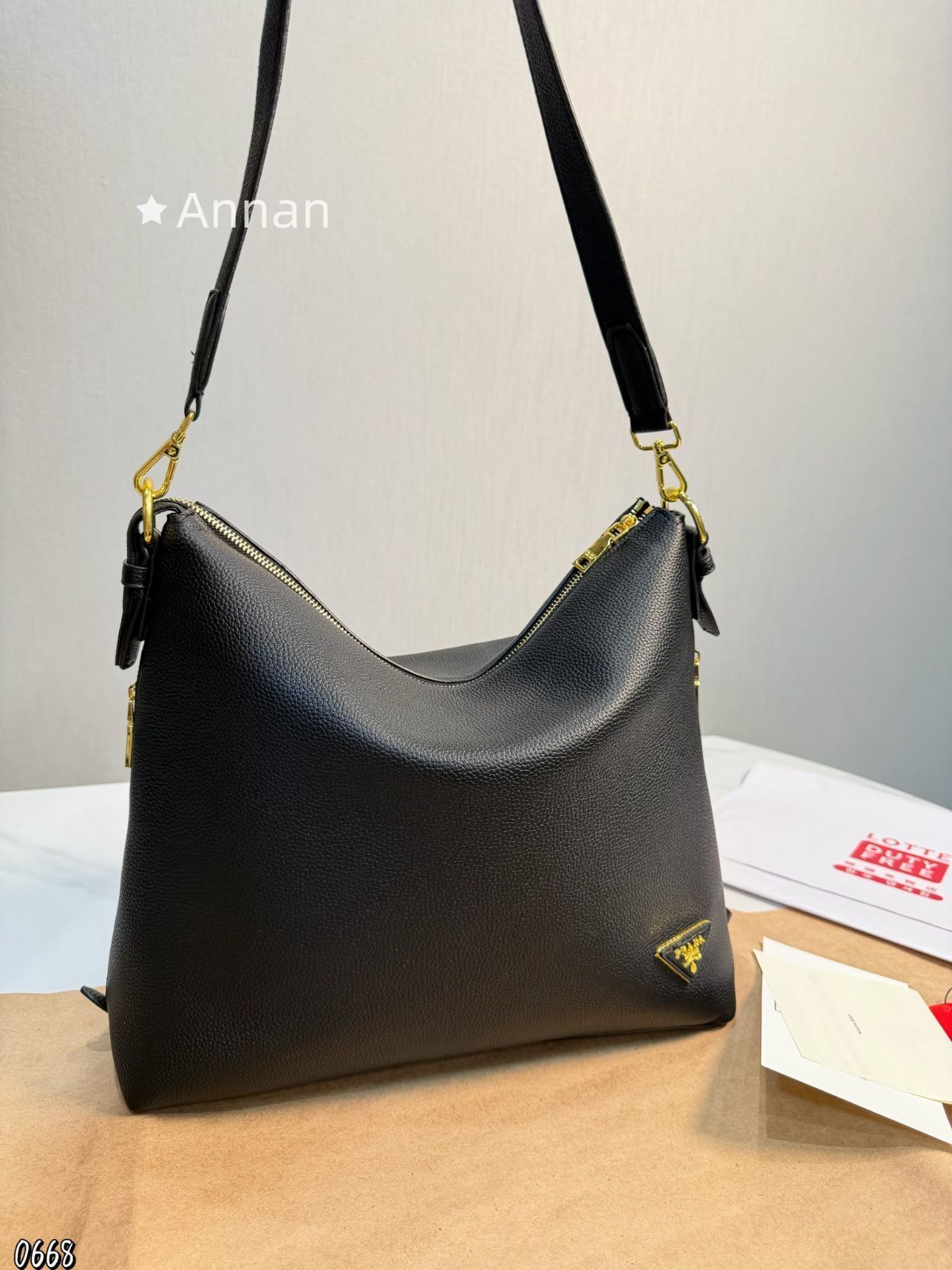 限界 【未使用品】最終値下げ 超超美品レディース PRADA プラダ ショルダーバッグ