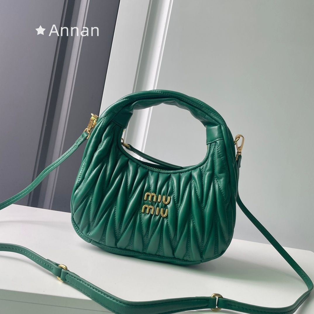 本日限定！レディース MIUMIUミュウミュウ ショルダーバッグ