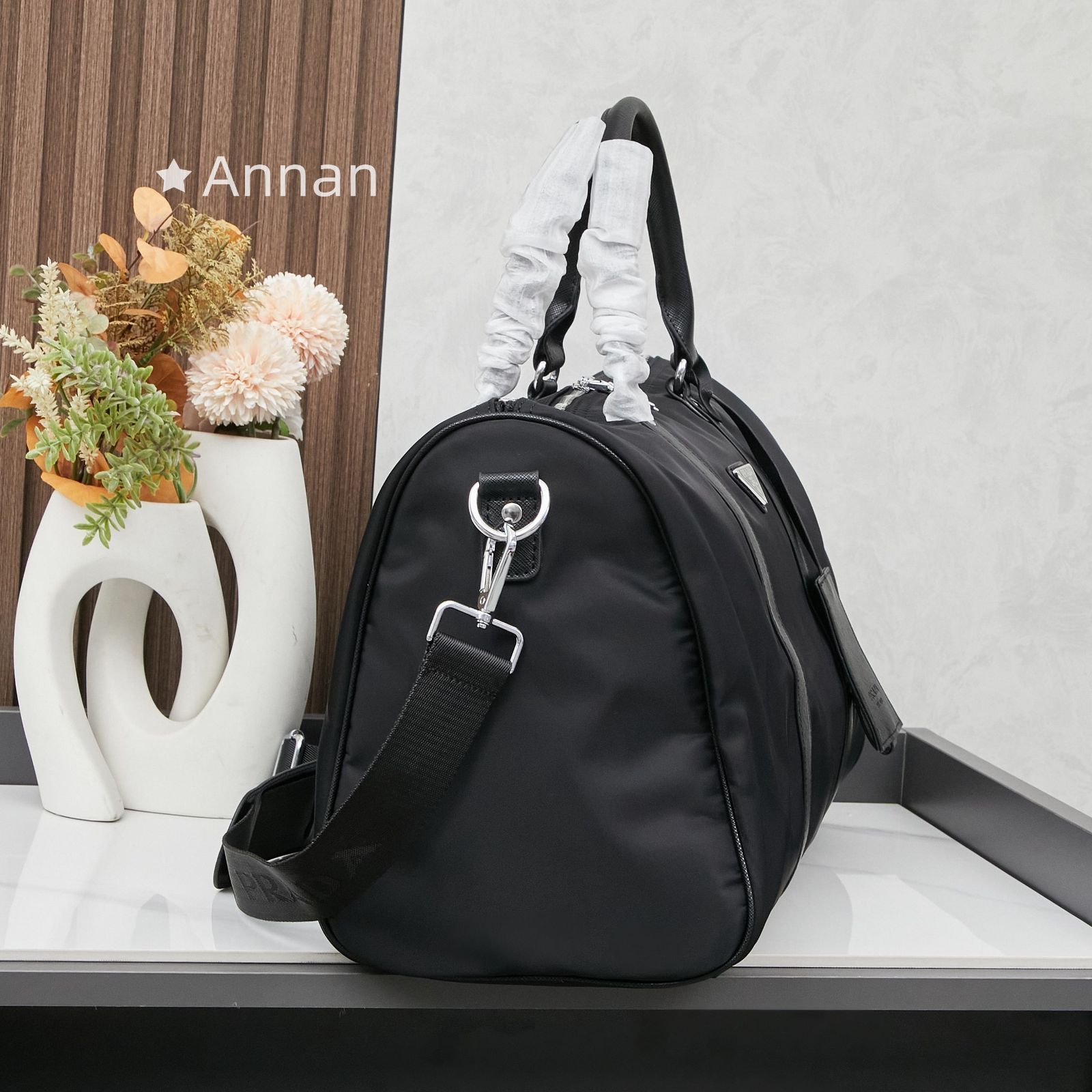 お値下げ！限定 レディース PRADA プラダ 旅行バッグ