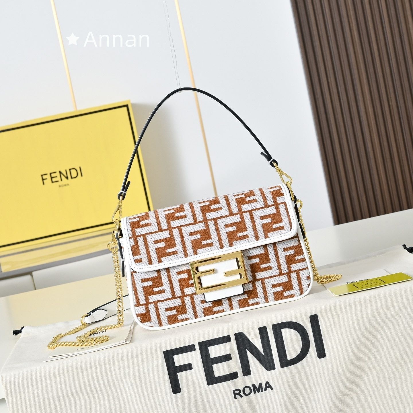 希少 新品 ★ 超美品良品 レディース FENDI フェンディ ショルダーバッグ