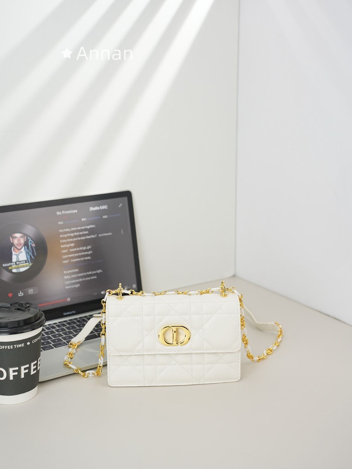 限界価格 本革 CD レディース Christian Dior クリスチャンディオール ショルダーバッグ
