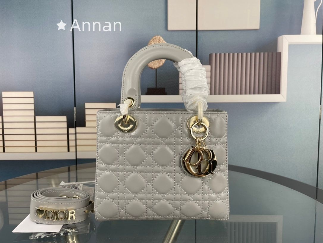 極美品 入手困難 レディース Christian Dior クリスチャンディオール ハンドバッグ