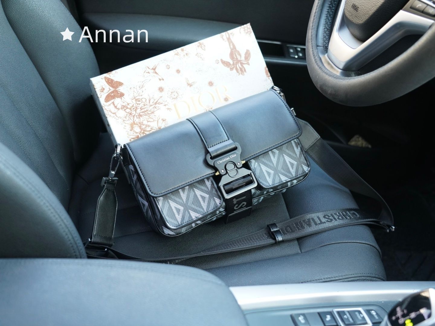 美品★ ★★ メンズ Christian Dior クリスチャンディオール ショルダーバッグ★★