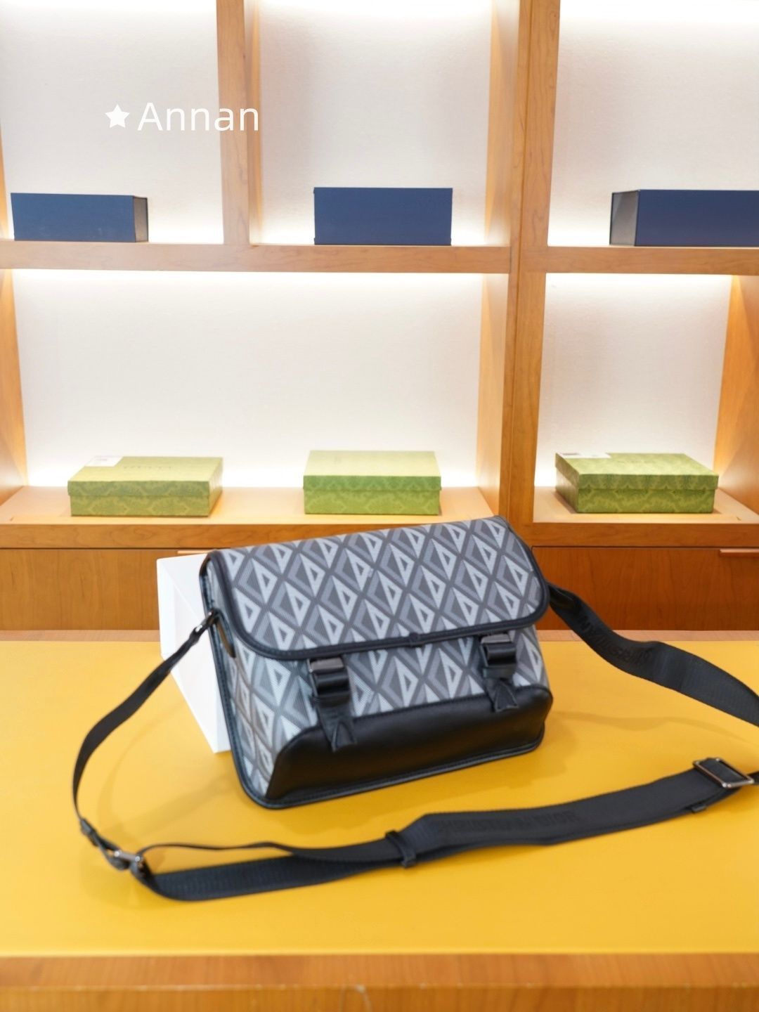 綺麗 ★★ メンズ Christian Dior クリスチャンディオール ショルダーバッグ★★