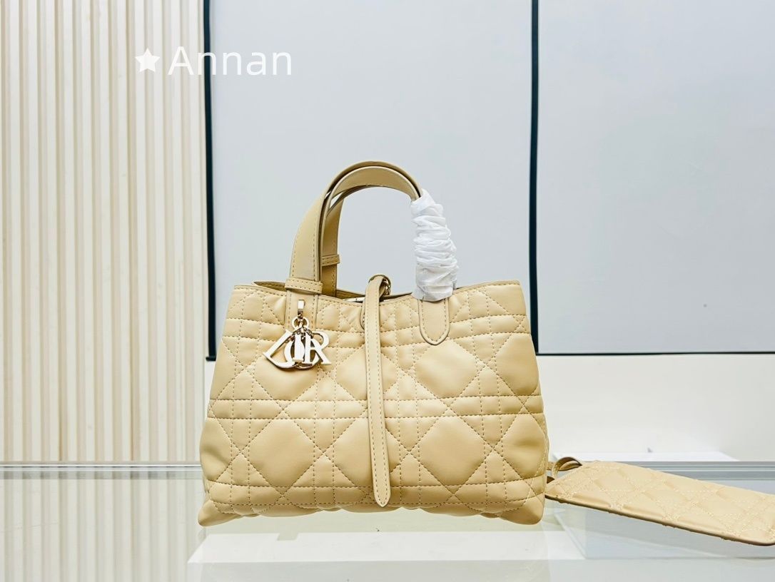 新品同様 人気レディース Christian Dior クリスチャンディオール トートバッグ