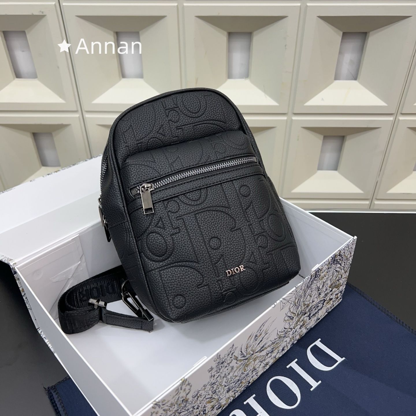お洒落 即完売 メンズ Christian Dior クリスチャンディオール ショルダーバッグ