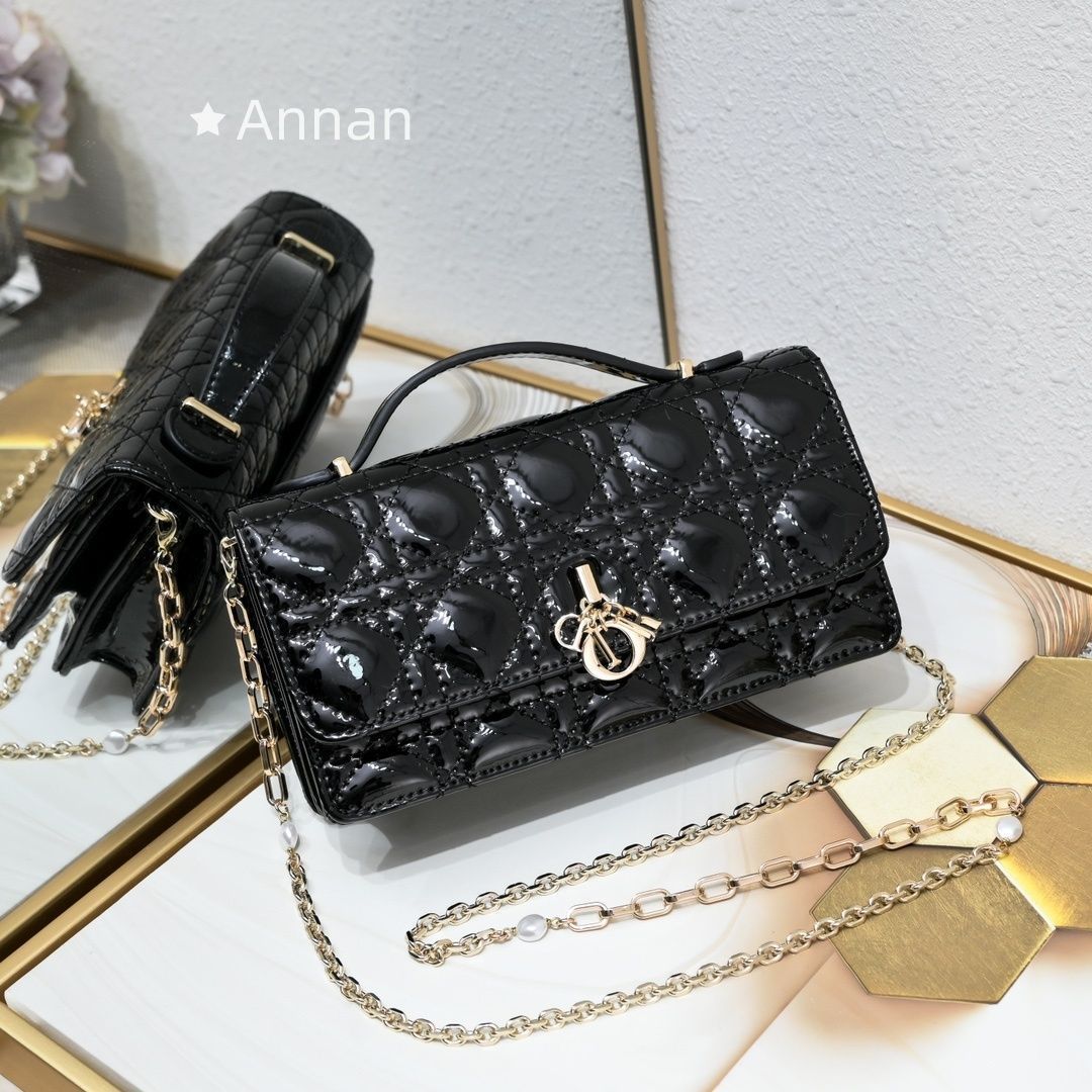 超極SSS美品 レディース Christian Dior クリスチャンディオール ショルダーバッグ