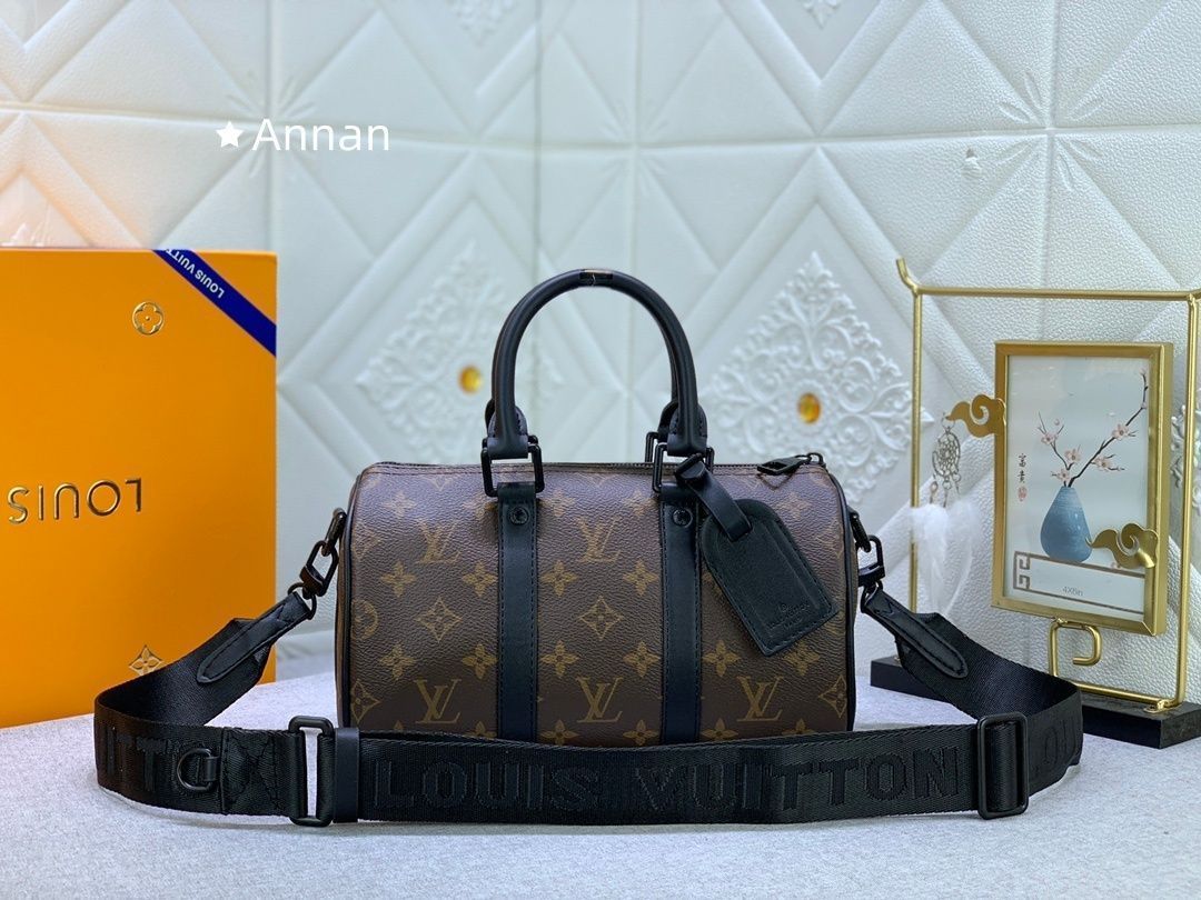 状態良 LV LOUIS VUITTON ルイヴィトン バッグ メンズキーポル?バンドリエール 25 トラベルバッグ