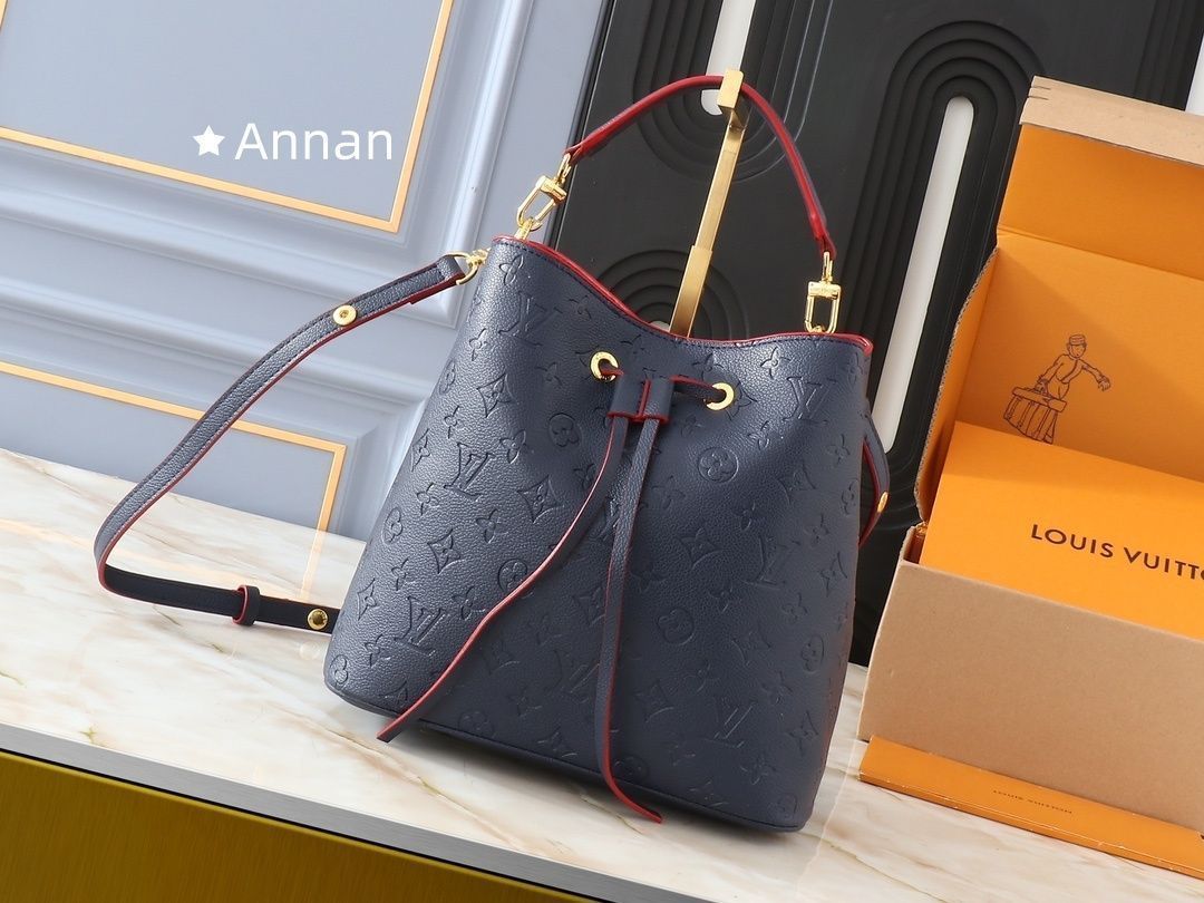 洒落 美品 LV LOUIS VUITTON ルイヴィトン レディース ネオノエ ショルダーバッグ レザー