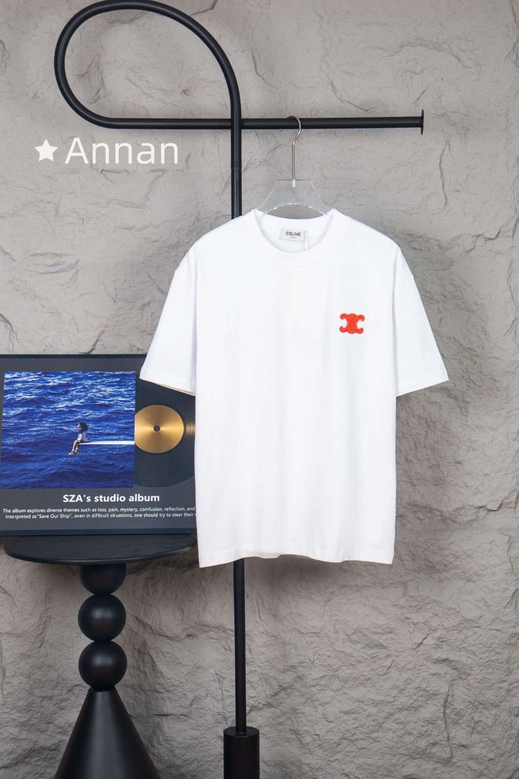 限界 美品 超美品 超美品 CELINE セリーヌ Tシャツ　半袖　夏服　トップス 男女兼用