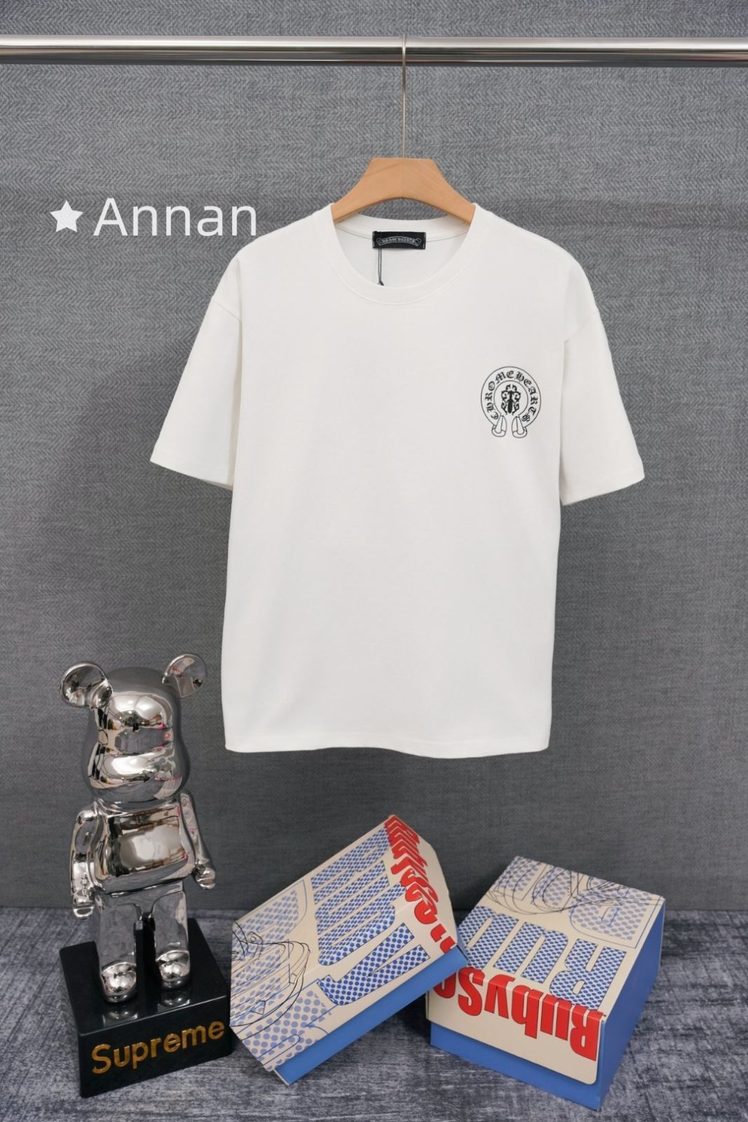 現行限定未使用に近い CHROME HEARTS クロムハーツ Tシャツ　半袖　夏服　トップス 男女兼用
