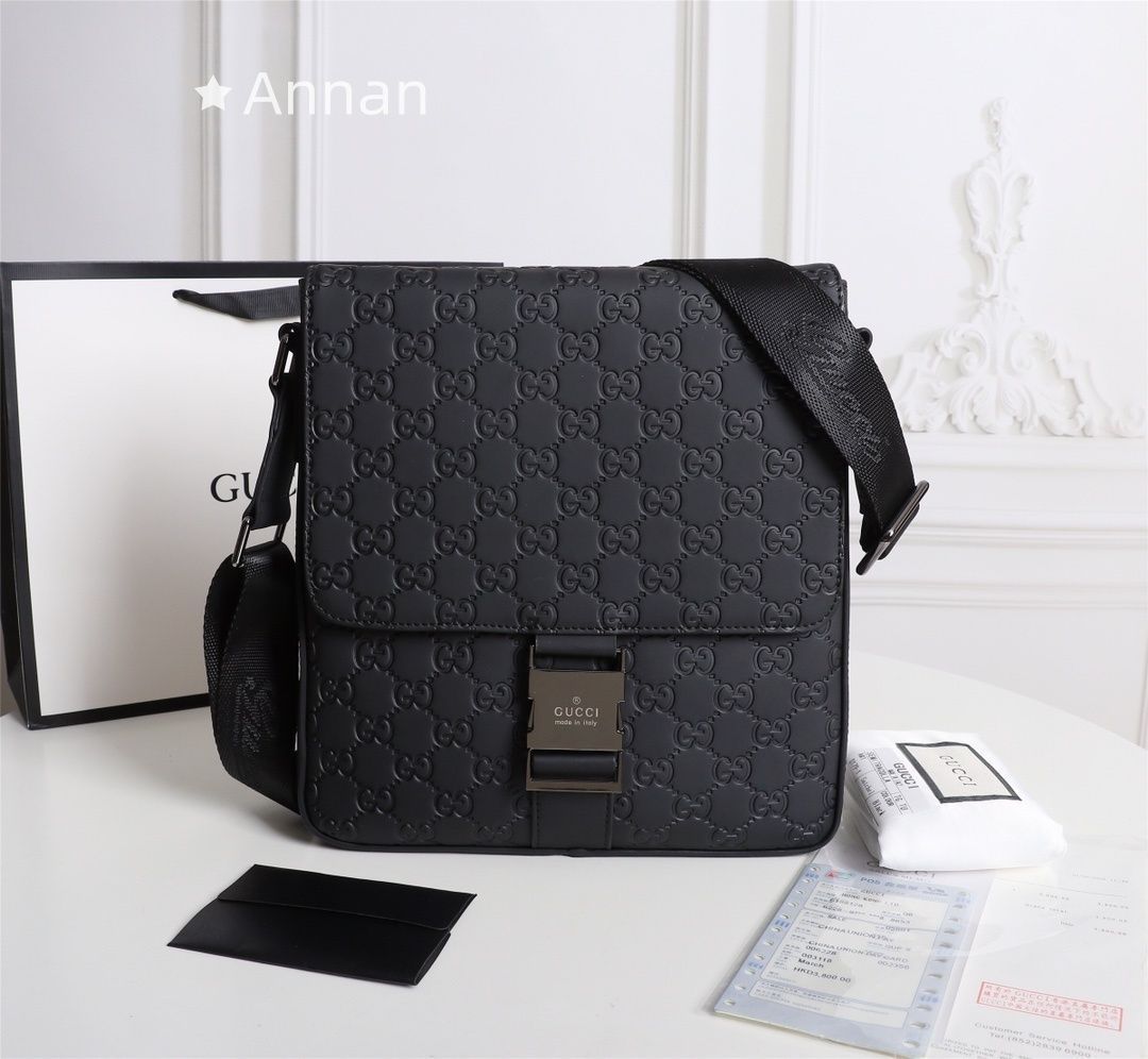 【希少品】綺麗 メンズ GUCCI グッチ ショルダーバッグ