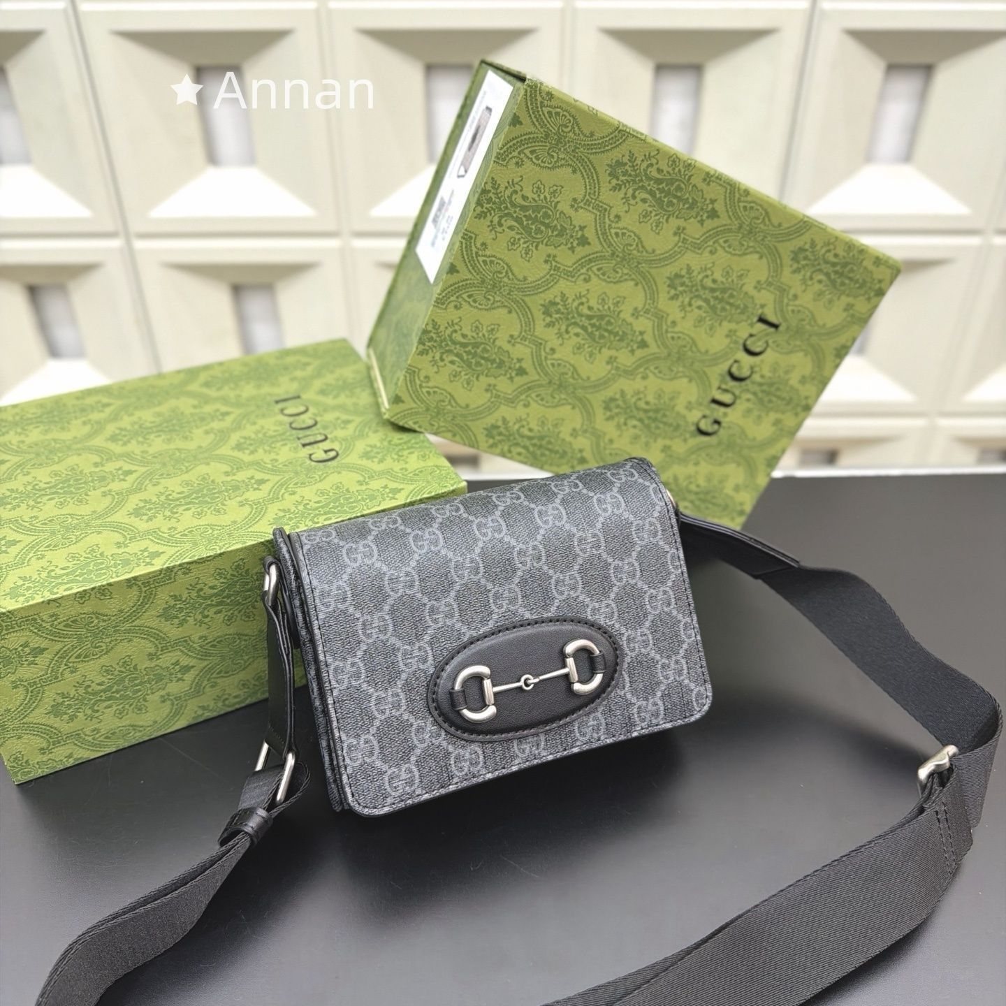 超美品値下げ メンズ GUCCI グッチ ショルダーバッグ - メルカリ