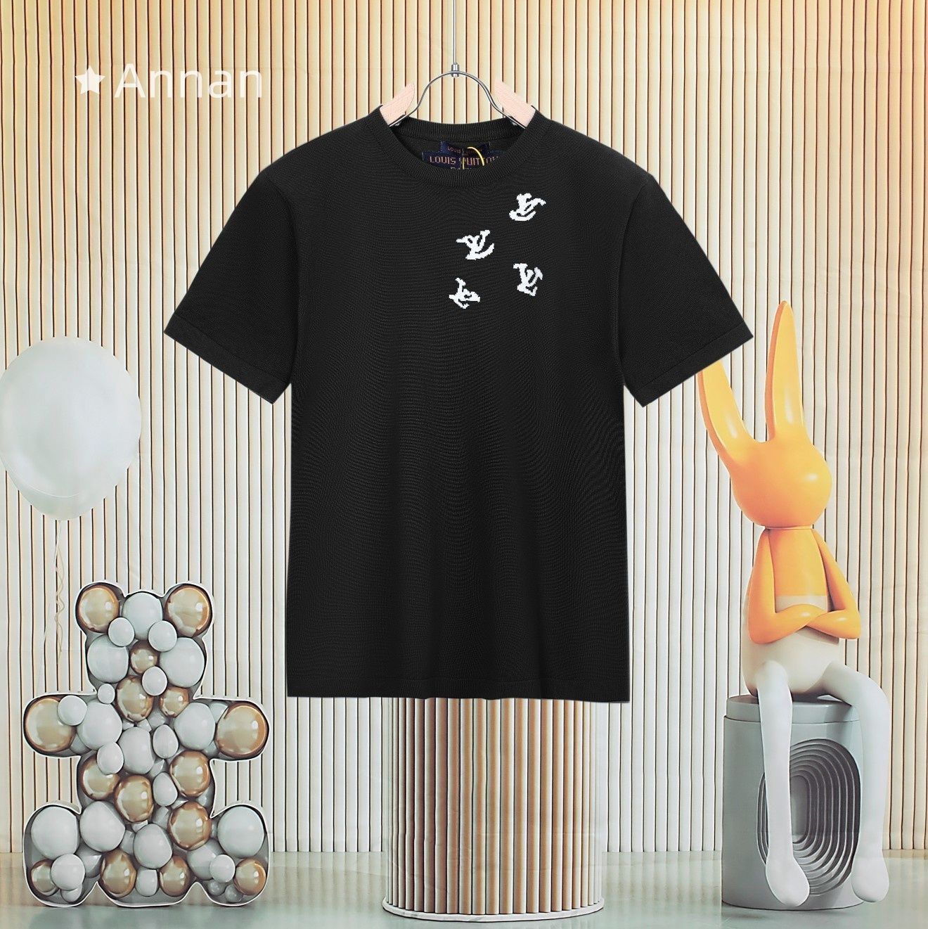 新品 新品！LV LOUIS VUITTON ルイヴィトン 　半袖　夏服　トップス 男女兼用
