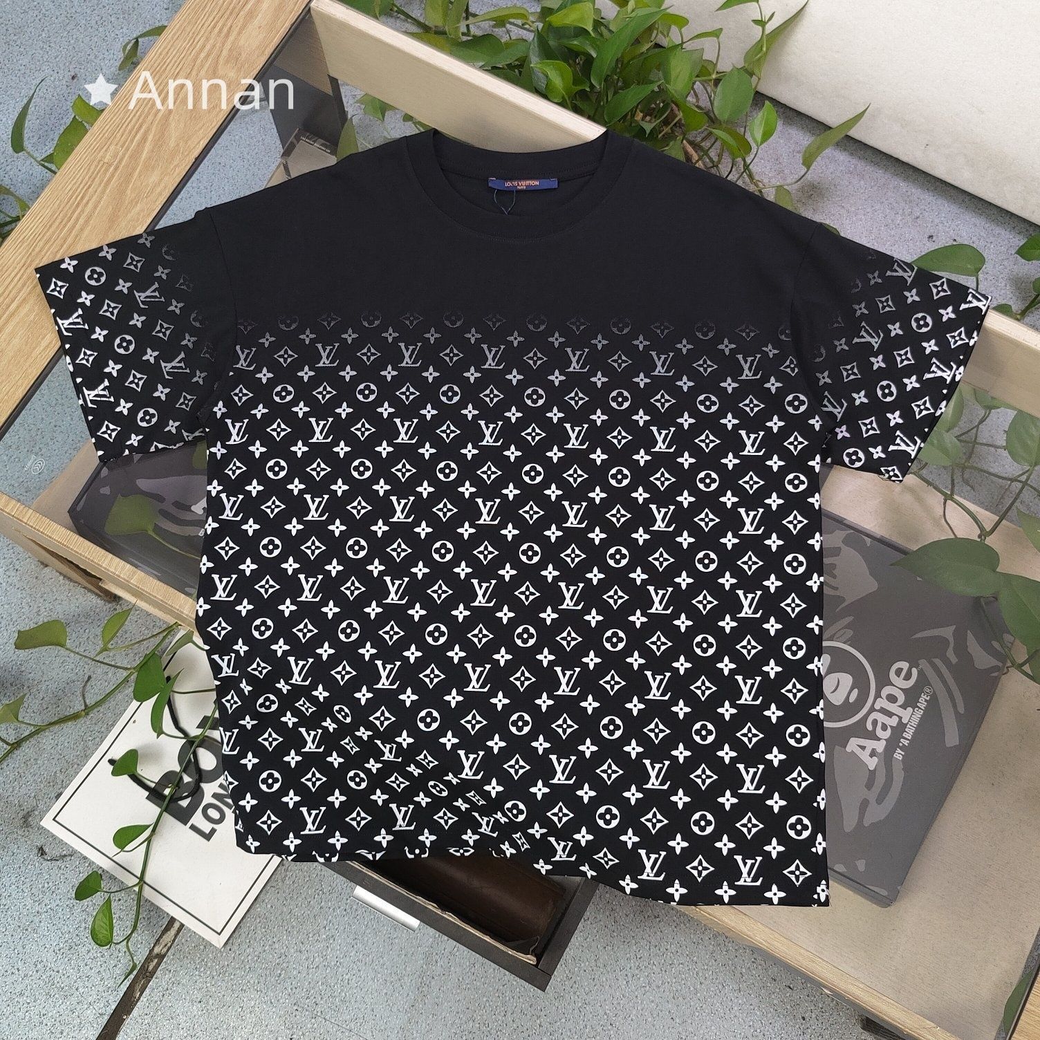 超美品 限定品 新品!LV LOUIS VUITTON ルイヴィトン 半袖 夏服 トップス 男女兼用