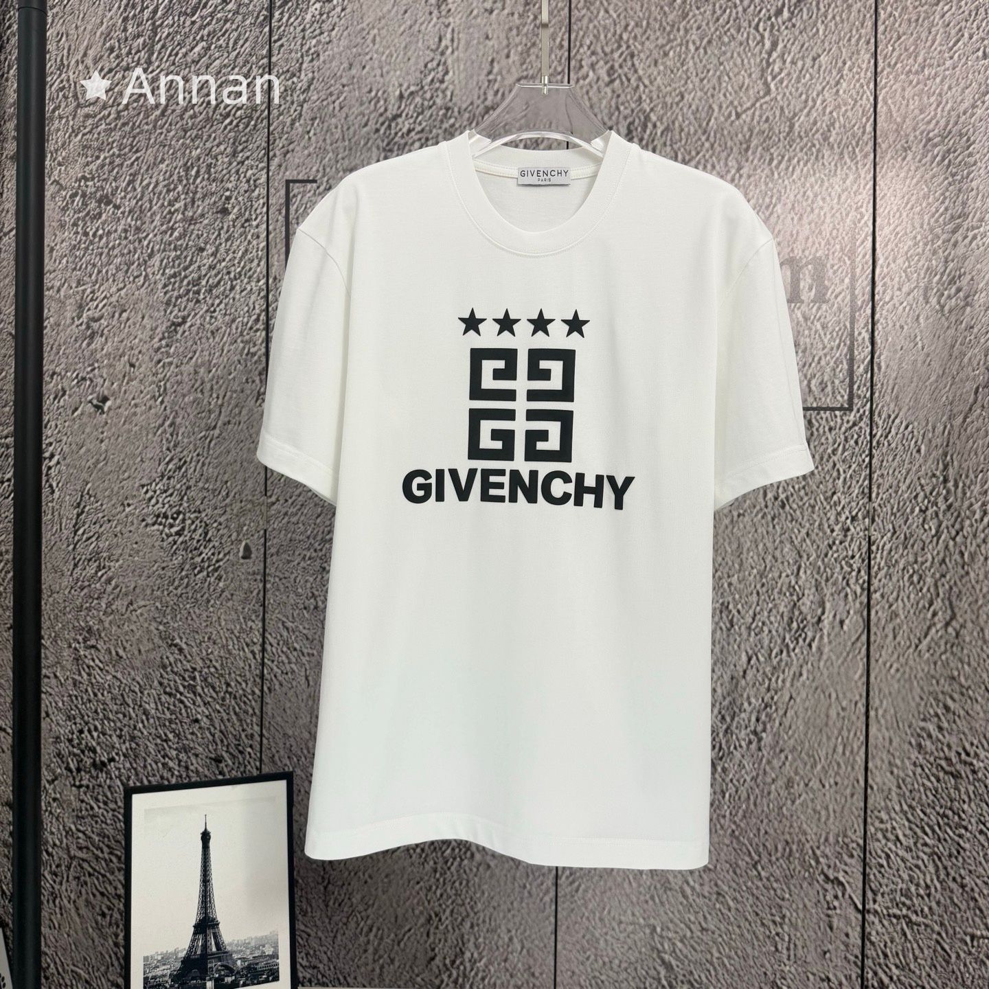 【極美品】【希少】美品 GIVENCHY ジバンシー Tシャツ　半袖　夏服　トップス 男女兼用