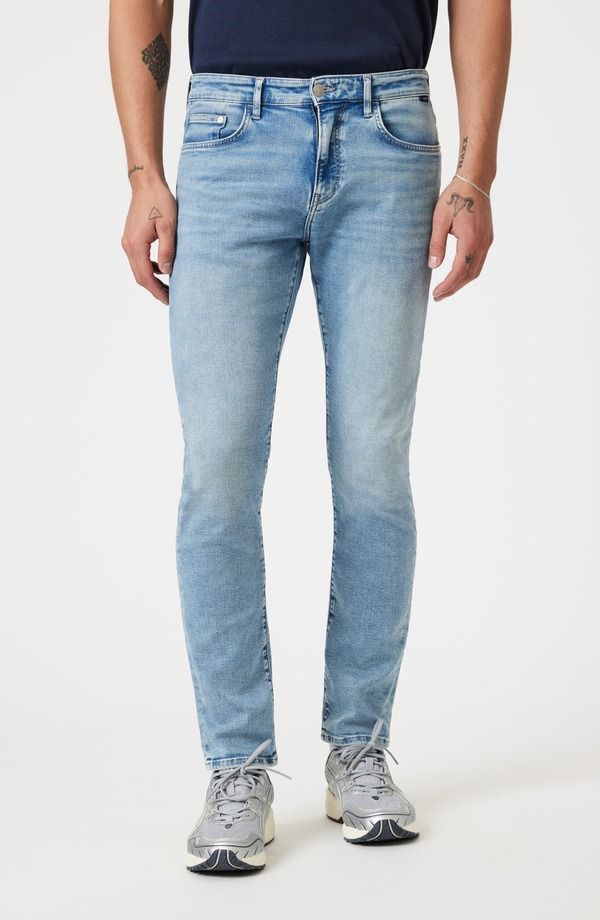 マーヴィ ジーンズ メンズ ボトムス デニムパンツ スリムフィット Mavi Jeans Jake Slim Fit Jeans Light Used Feather Blue ブルー