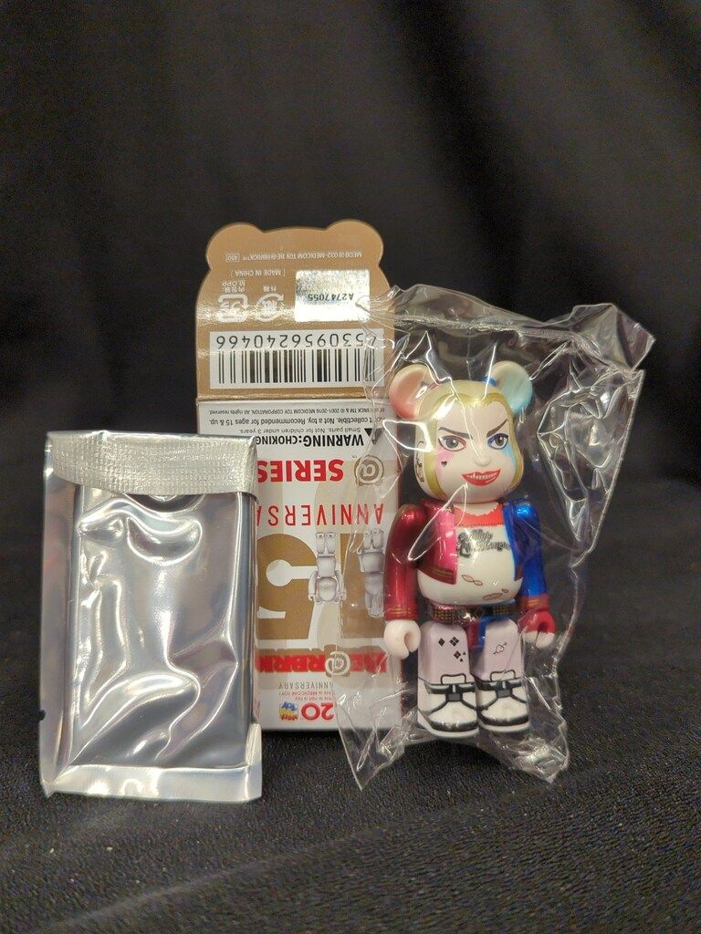 MEDICOMTOY BE@RBRICK シリーズ32 (S) VILLAIN裏 HARLEY QUINN 100 