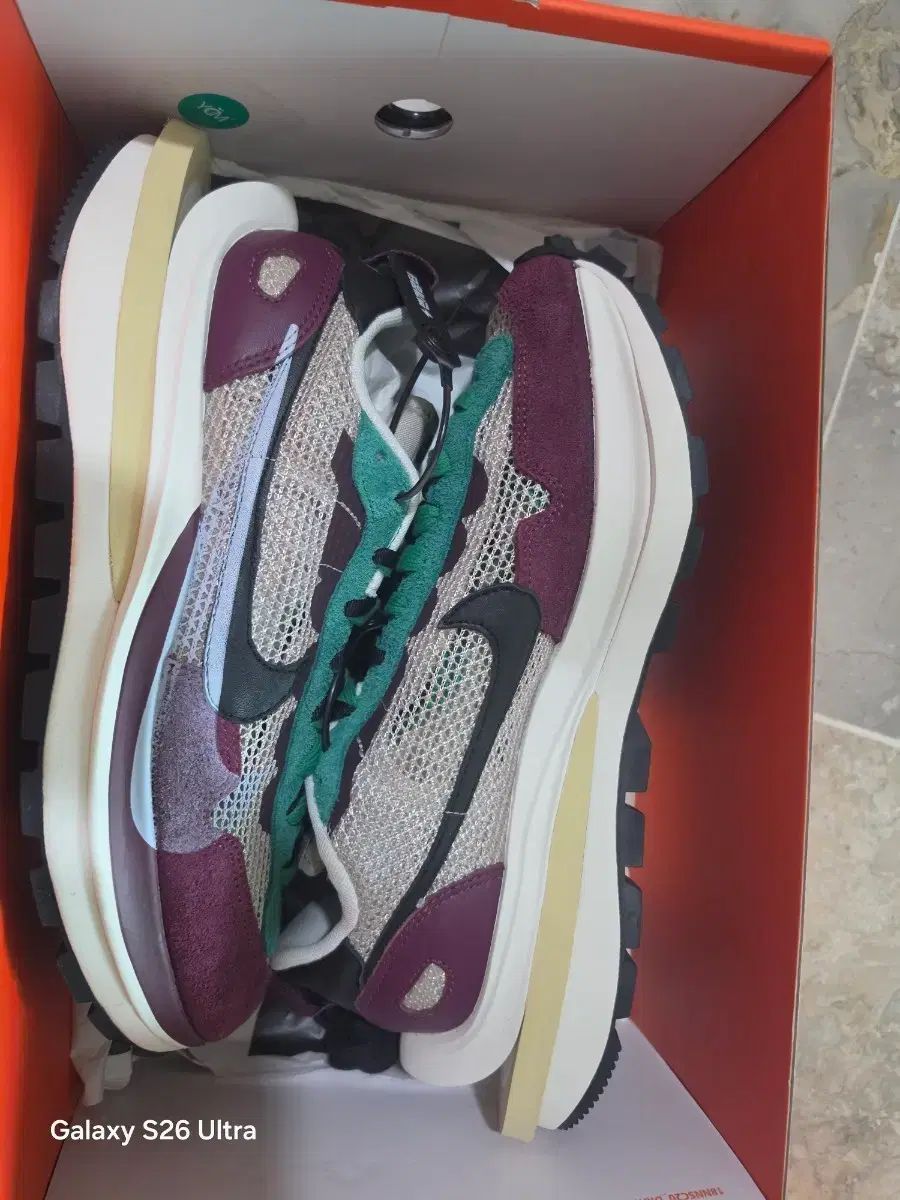 NIKE SACAI ヴェイパーワッフル 280