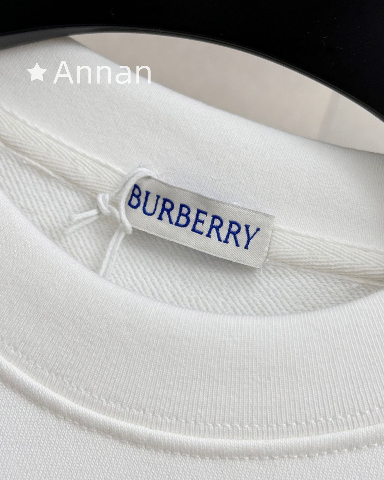 美品 限定 新品 タグ付 BURBERRY バーバリー パーカー シンプルフード付きパーカー ユニセックス