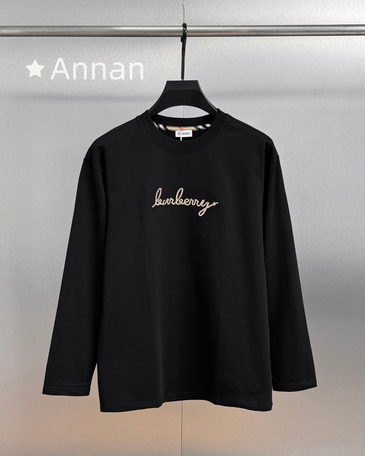 即完売 本日特価 超美品新品 タグ付 BURBERRY バーバリー パーカー シンプルフード付きパーカー ユニセックス 11,250円