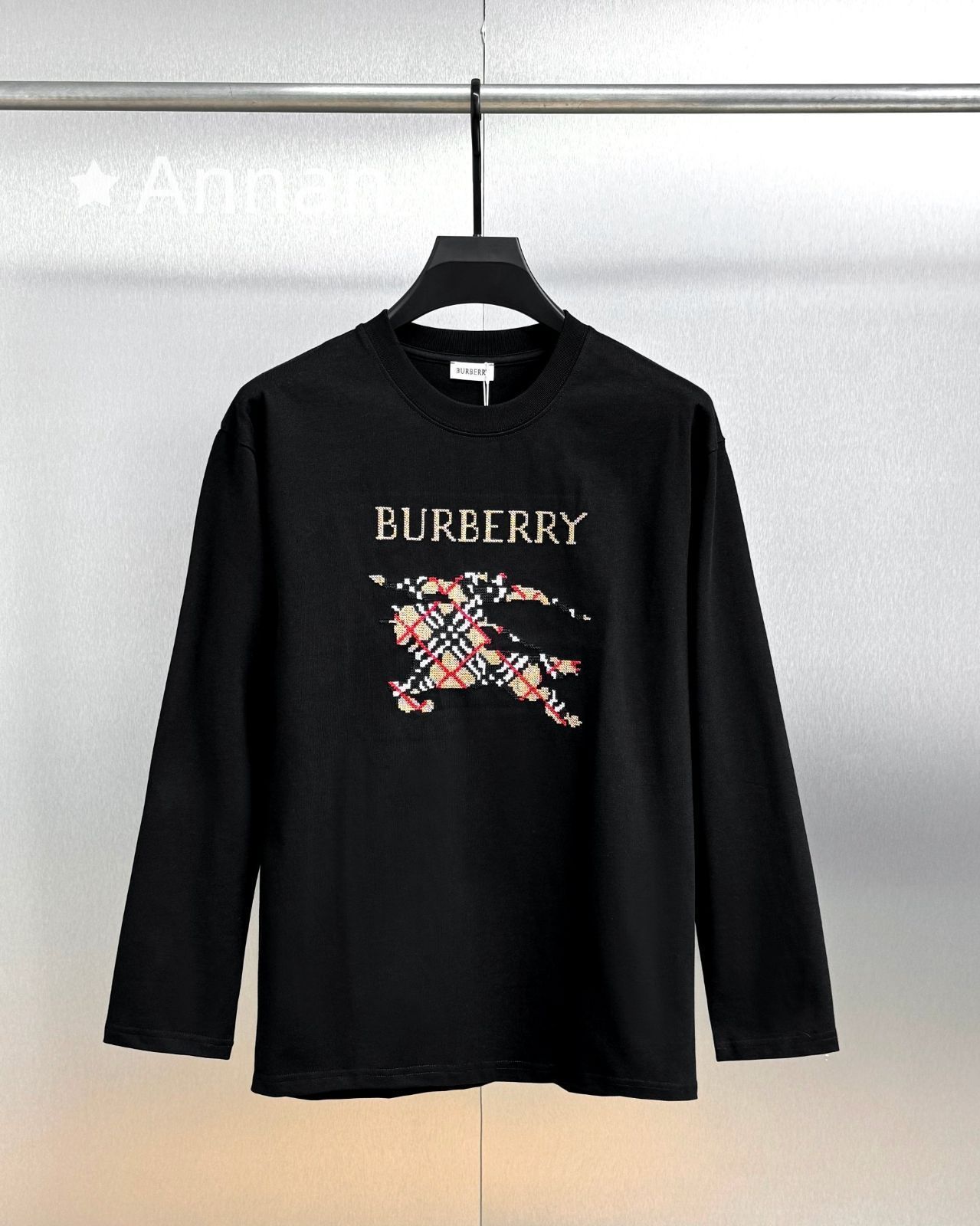 大人気 極美新品 タグ付 BURBERRY バーバリー パーカー シンプルフード付きパーカー ユニセックス