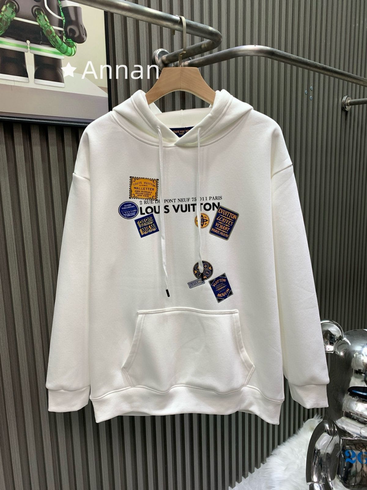 最終値下げ 新品 タグ付 LV LOUIS VUITTON ルイヴィトン パーカー シンプルフード付きパーカー ユニセックス