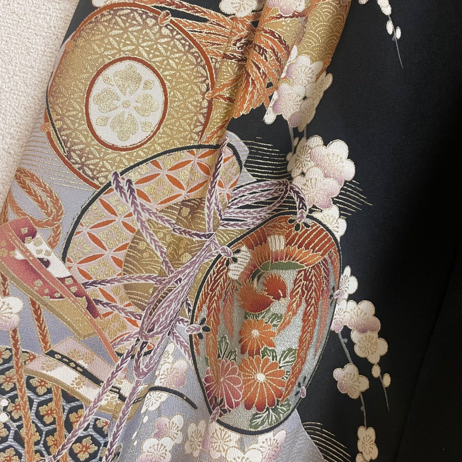 一点物 着物リメイク ロングワンピース ドレス 黒留袖 正絹 鼓花文