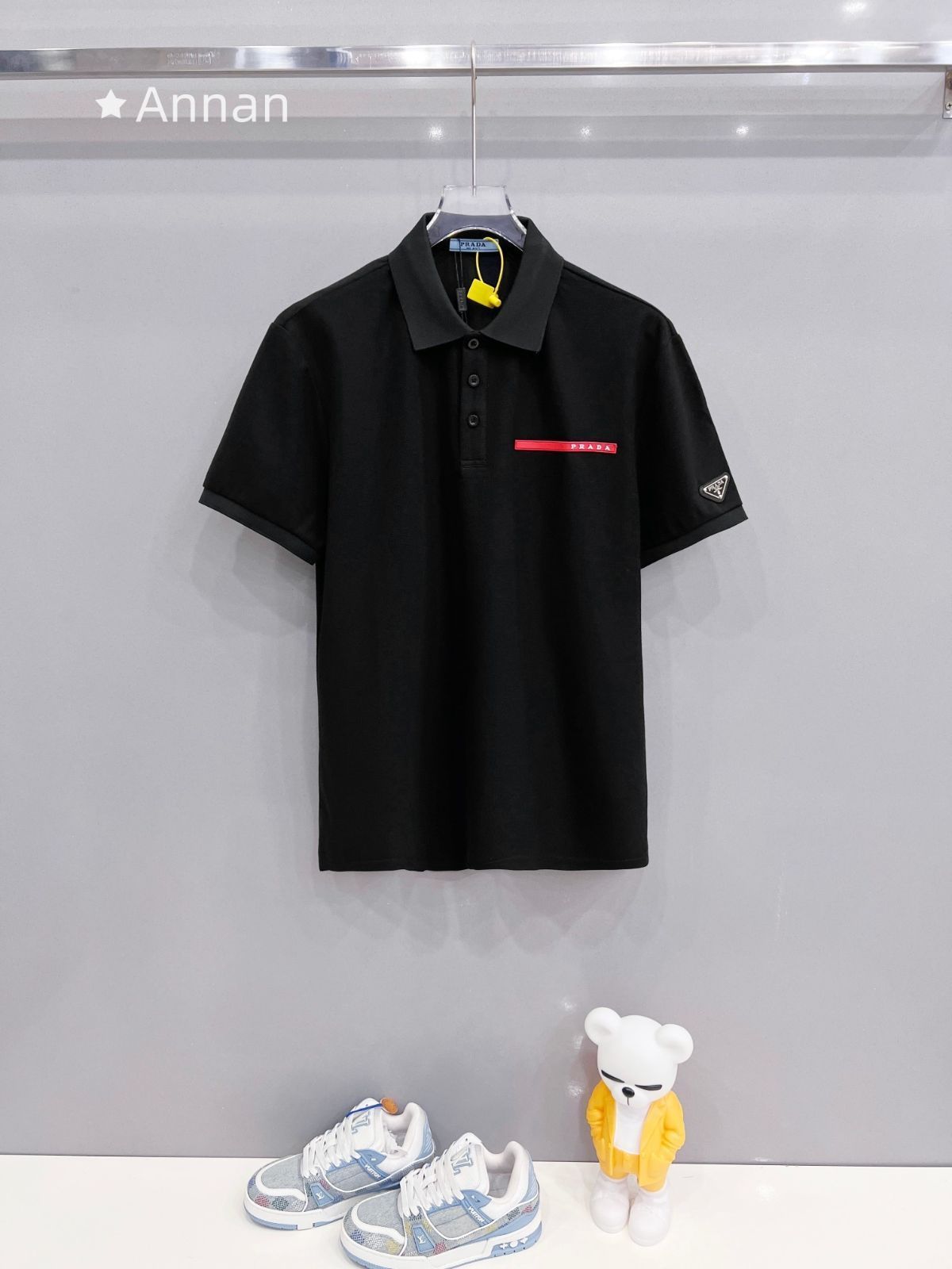 最終値下げ 新品 新品！新品 タグ付 PRADA プラダ ポロシャツ 半袖シャツ POLO メンズ レディース ユニセックス カジュアル