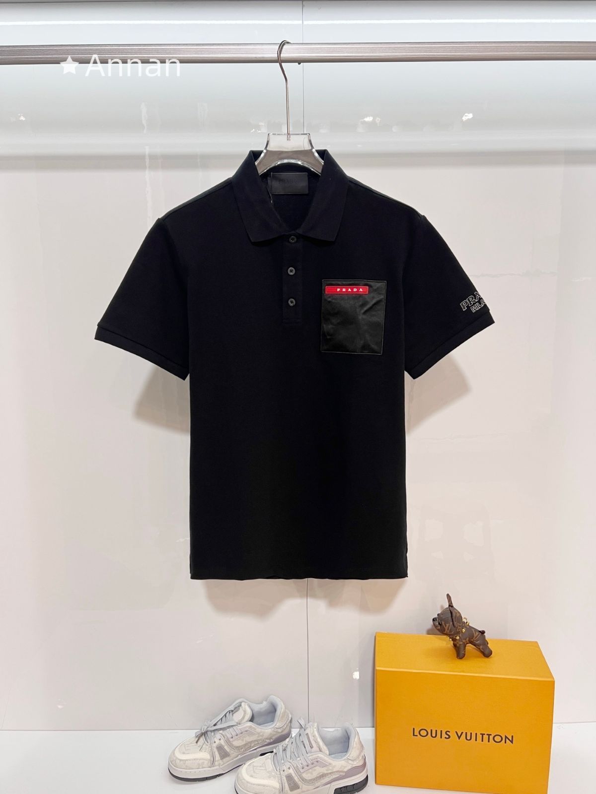未使用に近い 美品★ 美品美品新品 タグ付 PRADA プラダ ポロシャツ 半袖シャツ POLO メンズ レディース ユニセックス カジュアル