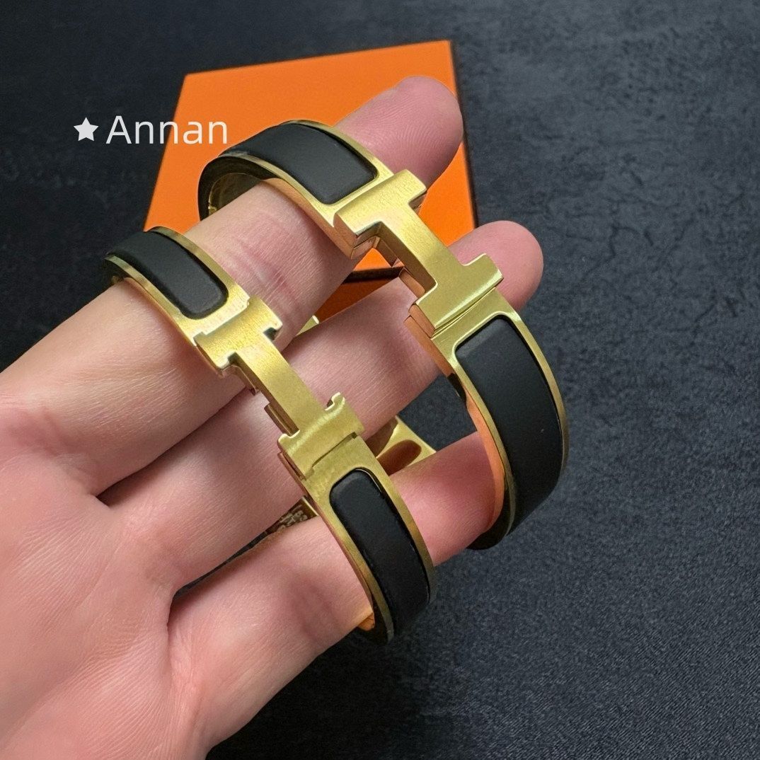破格 可愛 美新品 HERMES エルメス ブレスレット バングル リストバンド メンズ 結婚式 卒業式 清楚 イベント 入学式