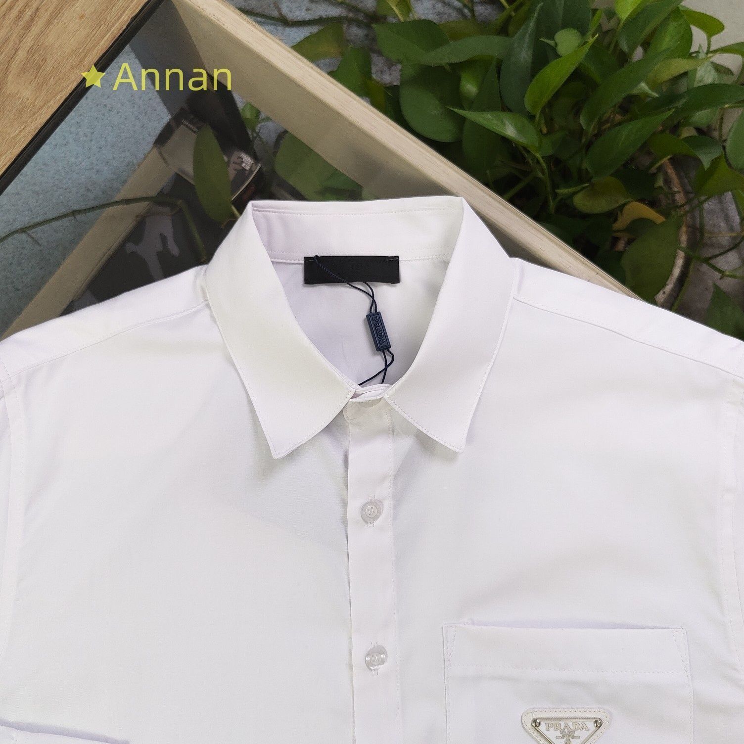 激レア 本日特価 美品新品 タグ付 PRADA プラダ 長袖シャツ メンズ レディース ユニセックス カジュアル 激レア 本日特価 美品新品 タグ付 PRADA プラダ 長袖シャツ メンズ レディース ユニセックス カジュアル