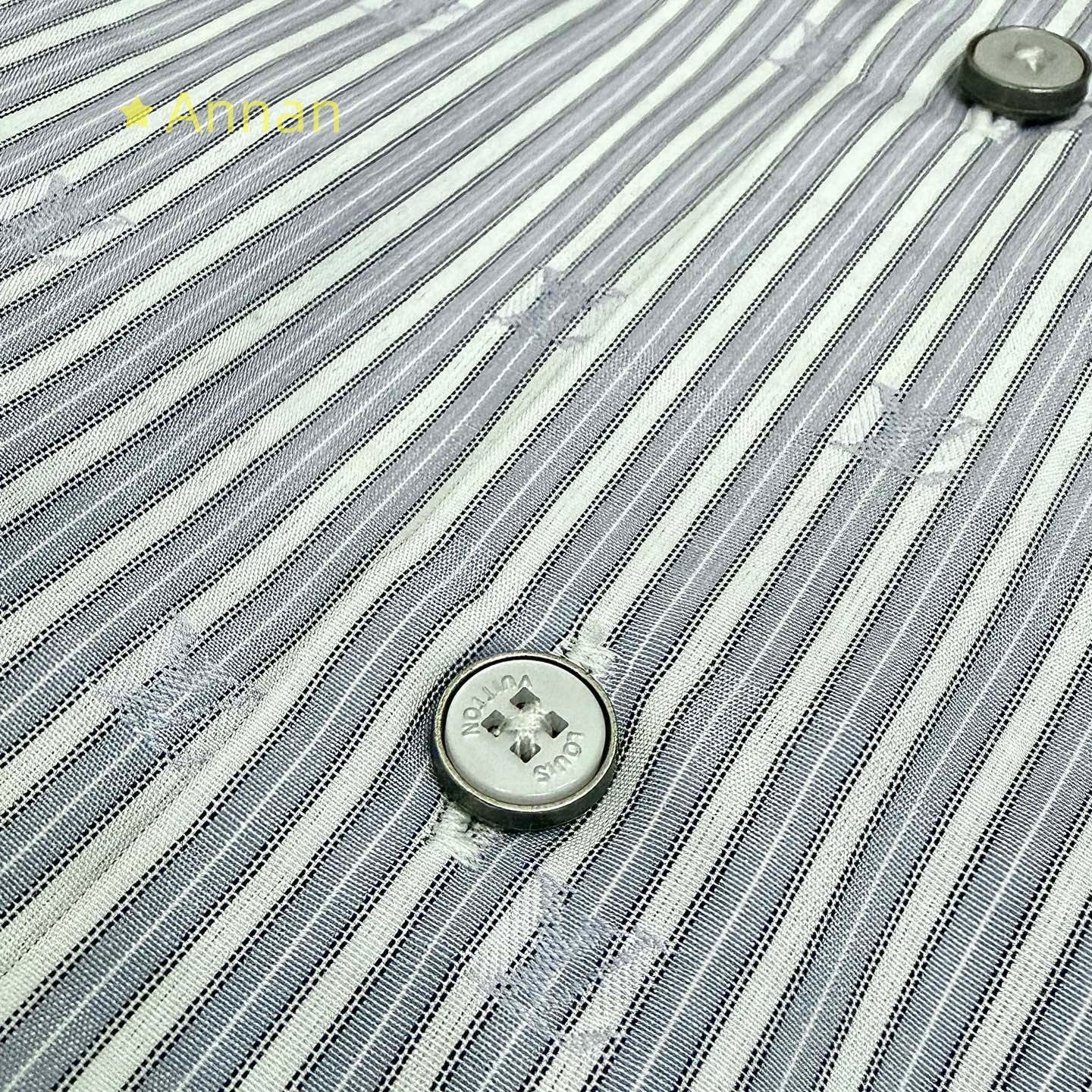 【未使用品】最終値下げ 新品！新品 タグ付 LV LOUIS VUITTON ルイヴィトン 長袖シャツ メンズ レディース ユニセックス カジュアル