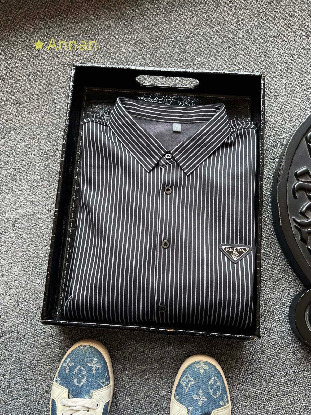 付属付 限定品★★ 人気商品新品 タグ付 PRADA プラダ 長袖シャツ メンズ レディース ユニセックス カジュアル