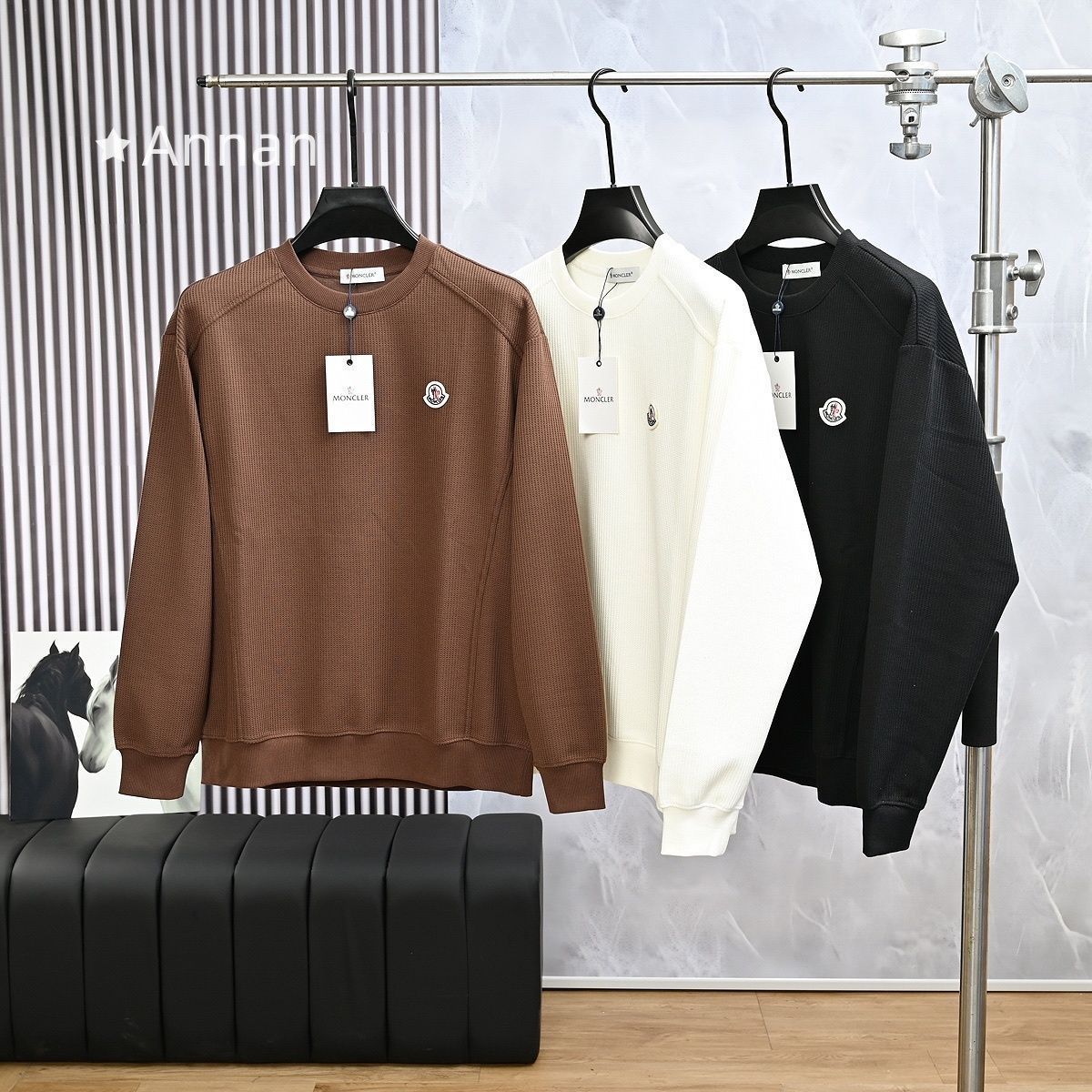 新新品！タグ付 MONCLER モンクレール パーカー 長袖Tシャツ トップス シンプルフード付きパーカー ユニセックス