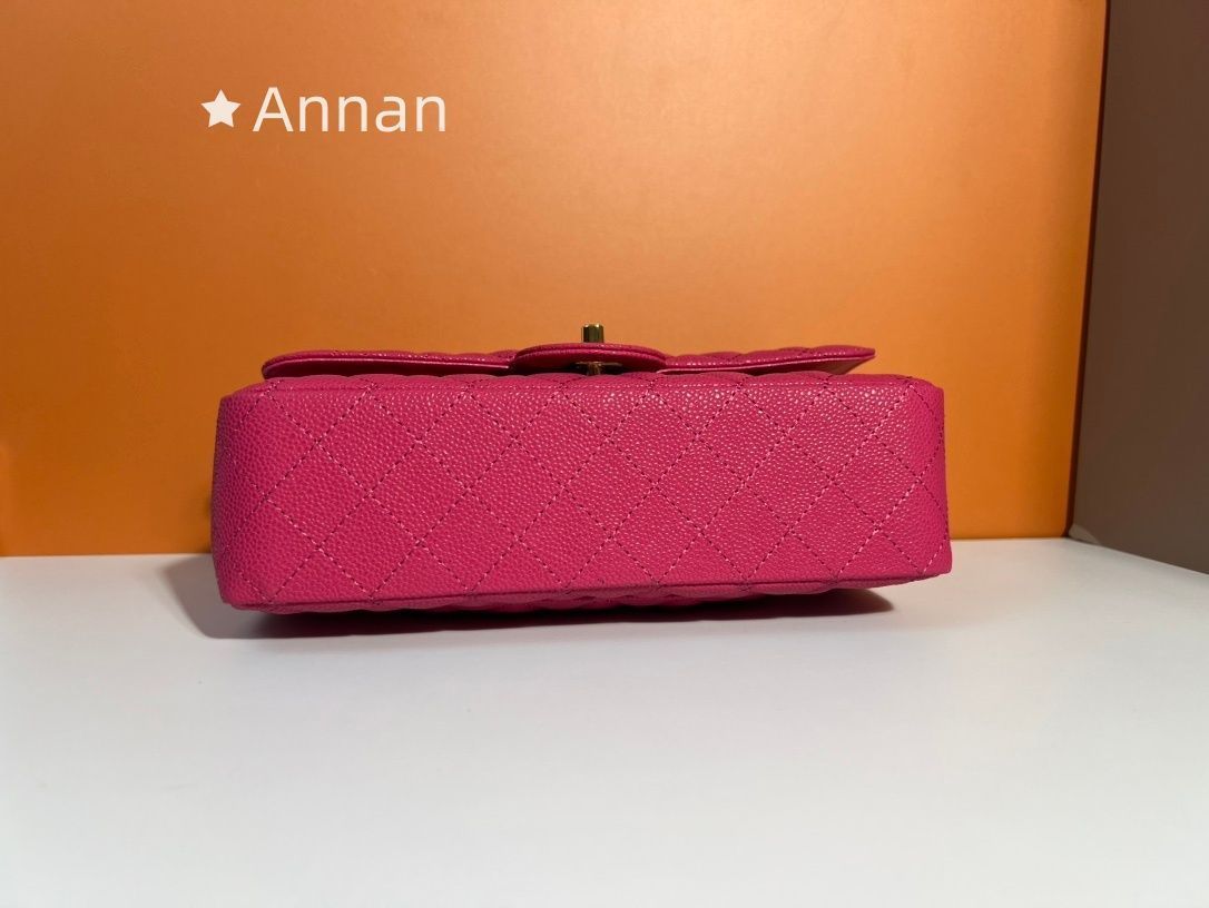 実用性 【極美品】実物の写真 レディース CHANEL シャネル ショルダーバッグ 2WAY 実用性 【極美品】実物の写真 レディース CHANEL シャネル ショルダーバッグ 2WAY