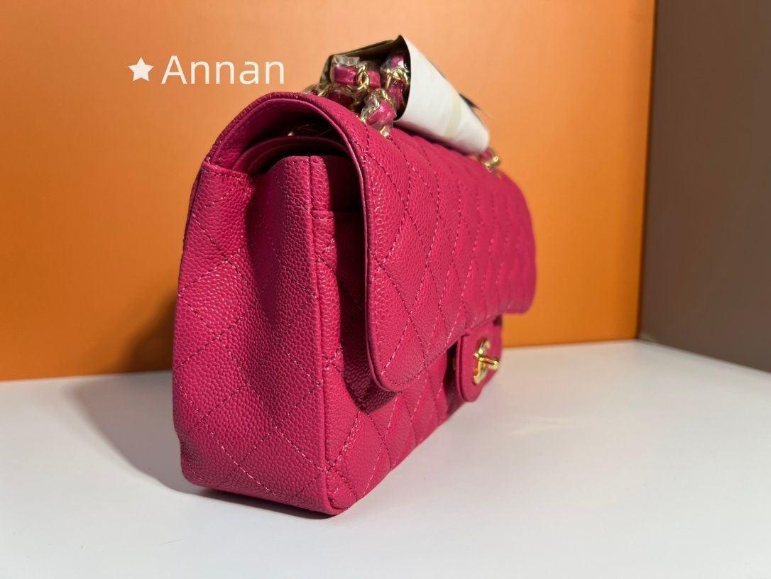 実用性 【極美品】実物の写真 レディース CHANEL シャネル ショルダーバッグ 2WAY 実用性 【極美品】実物の写真 レディース CHANEL シャネル ショルダーバッグ 2WAY