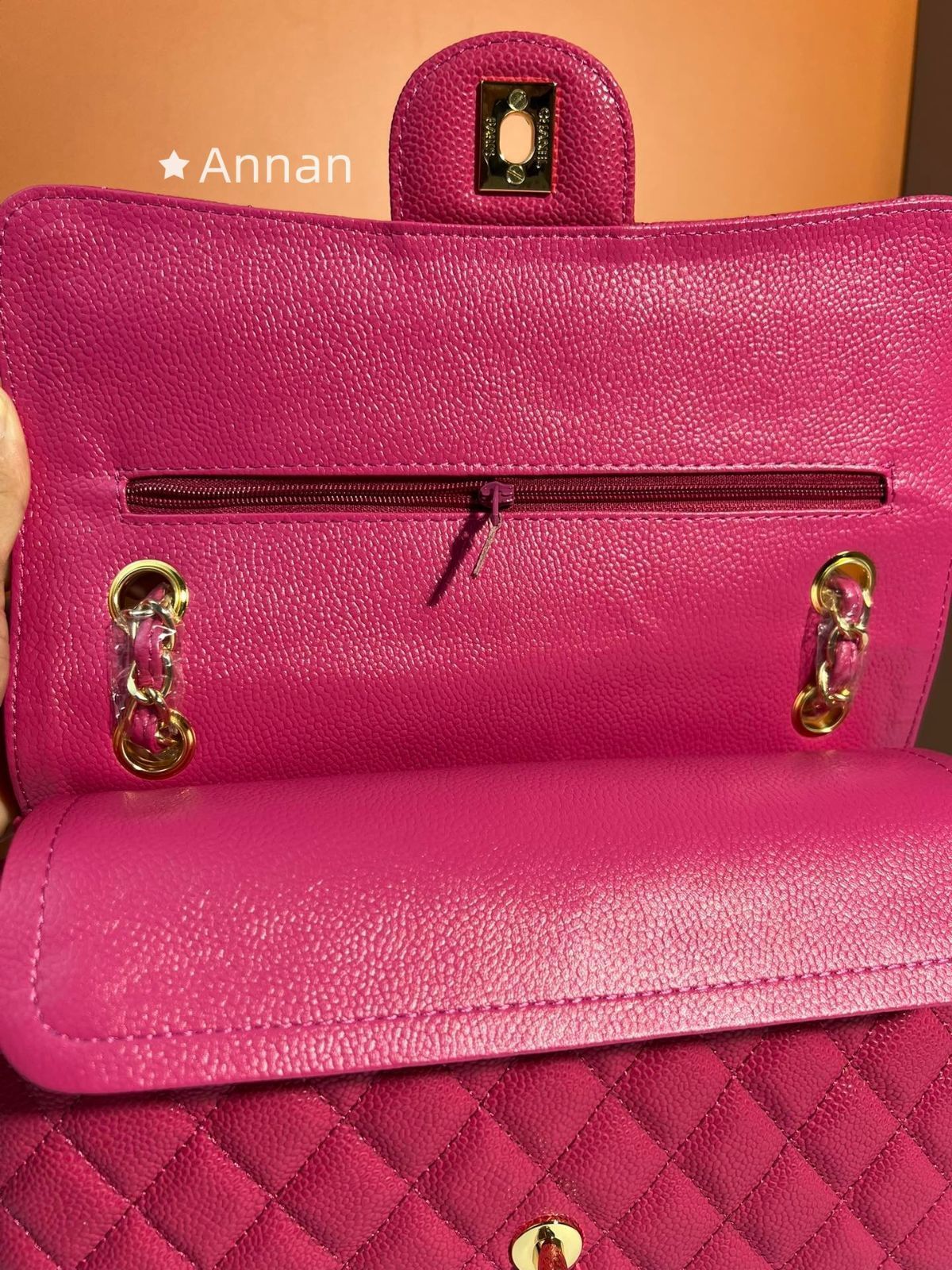 実用性 【極美品】実物の写真 レディース CHANEL シャネル ショルダーバッグ 2WAY 実用性 【極美品】実物の写真 レディース CHANEL シャネル ショルダーバッグ 2WAY