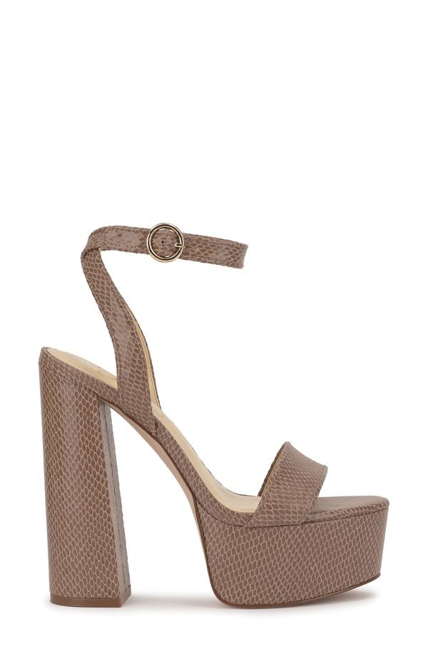 ジェシカシンプソン レディース シューズ ヒール プラットフォーム サンダル アンクル Jessica Simpson Axtyn Ankle Straplatform Sandal Chai Lat