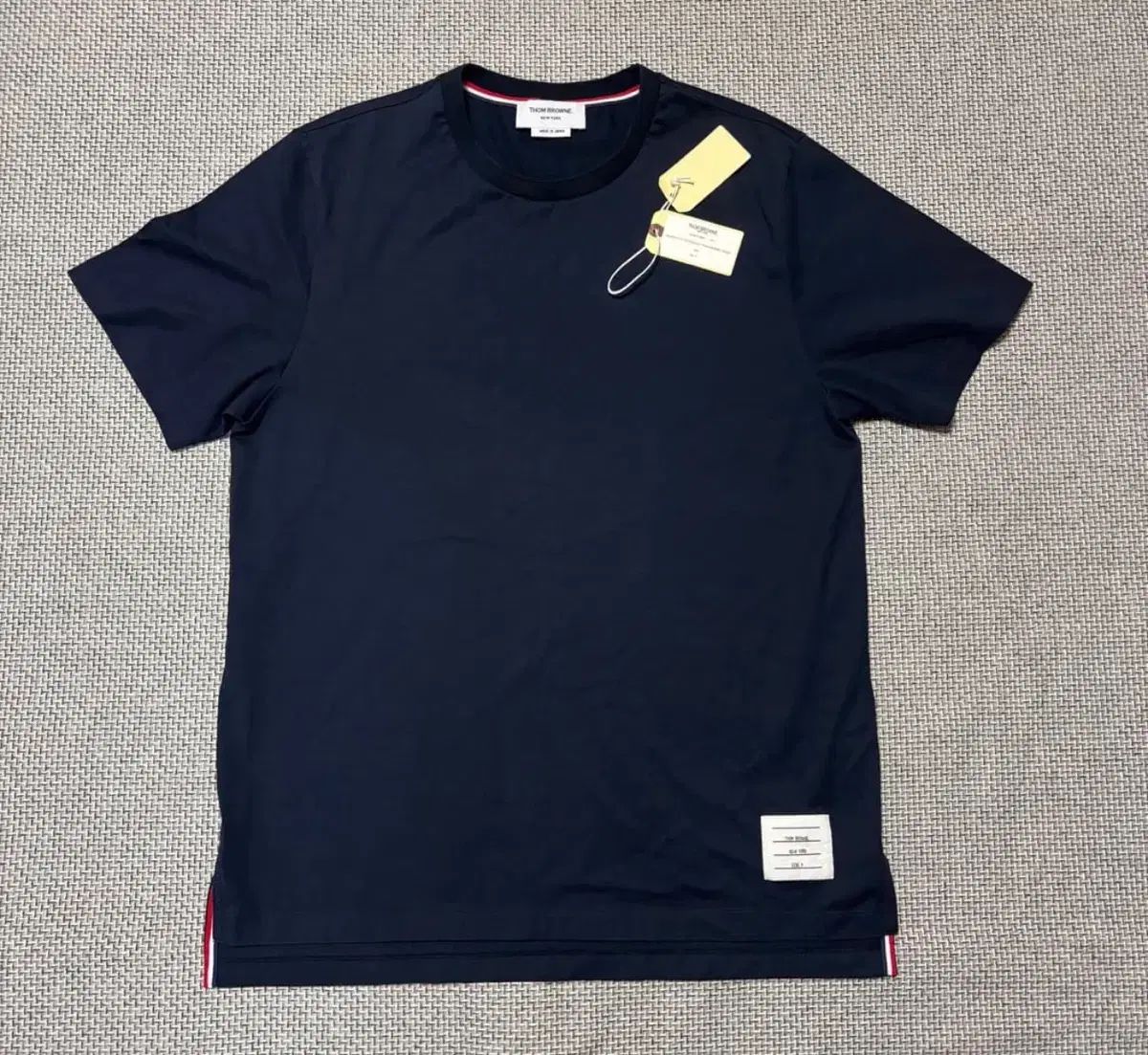 トム・ブラウン レディース 3本線Tシャツ