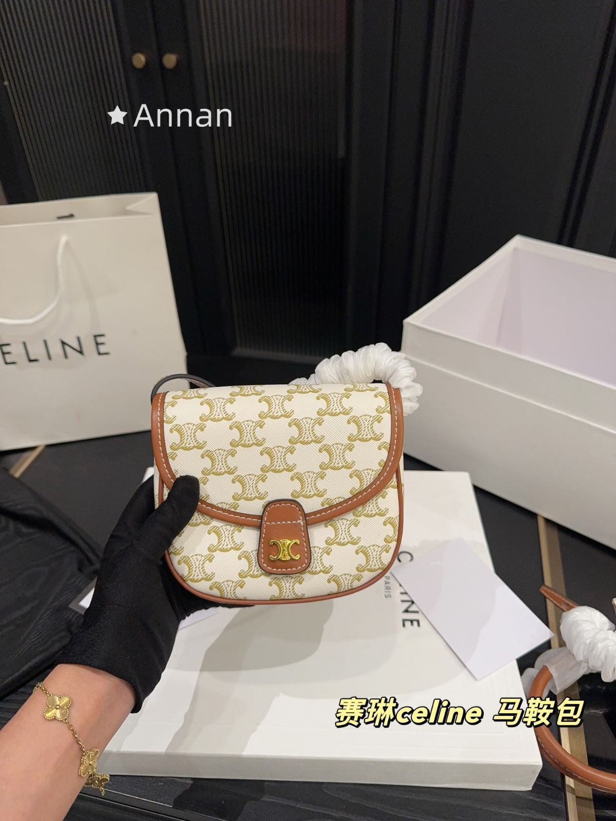 激レア 本日特価 美品★極美品 新品 GUCCI グッチ Tシャツ 半袖 夏服 トップス 男女兼用 激レア 本日特価 美品★極美品 新品 GUCCI グッチ Tシャツ 半袖 夏服 トップス 男女兼用