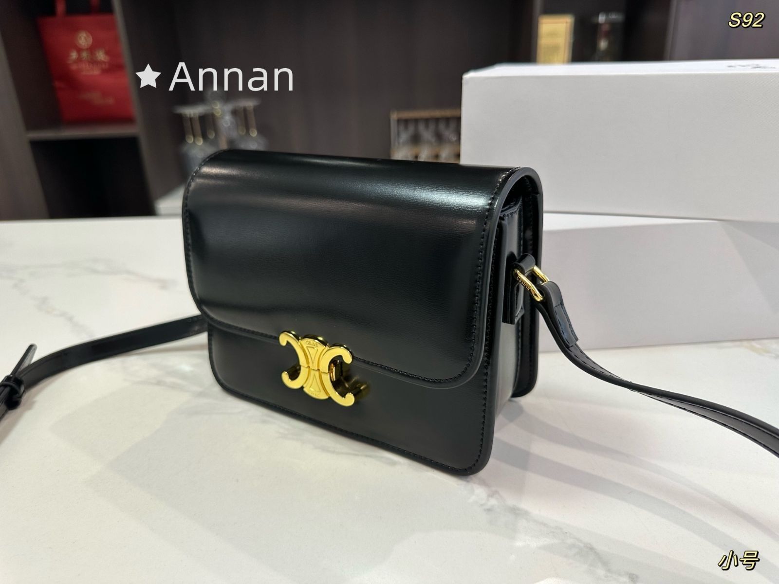 送料込☆ 超新品 GUCCI グッチ Tシャツ 半袖 夏服 トップス 男女兼用 送料込☆ 超新品 GUCCI グッチ Tシャツ 半袖 夏服 トップス 男女兼用