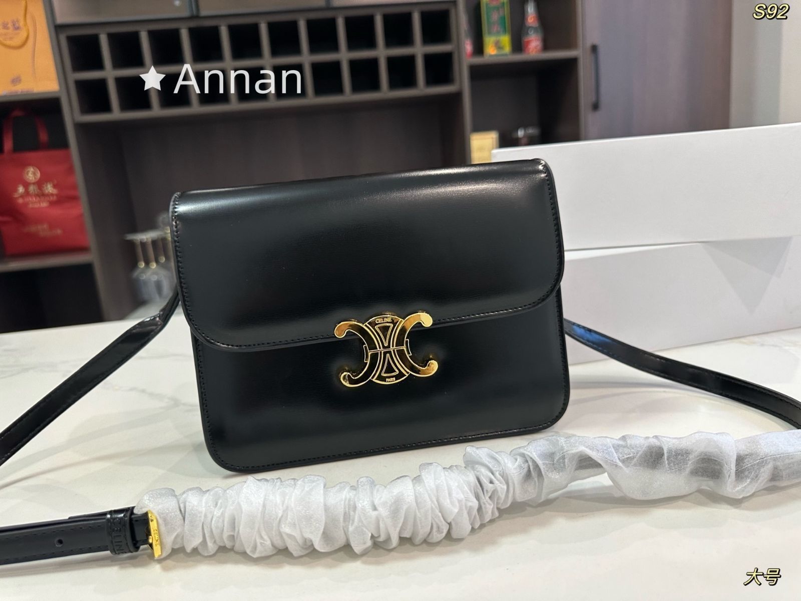 激レア 新品 GUCCI グッチ Tシャツ　半袖　夏服　トップス 男女兼用