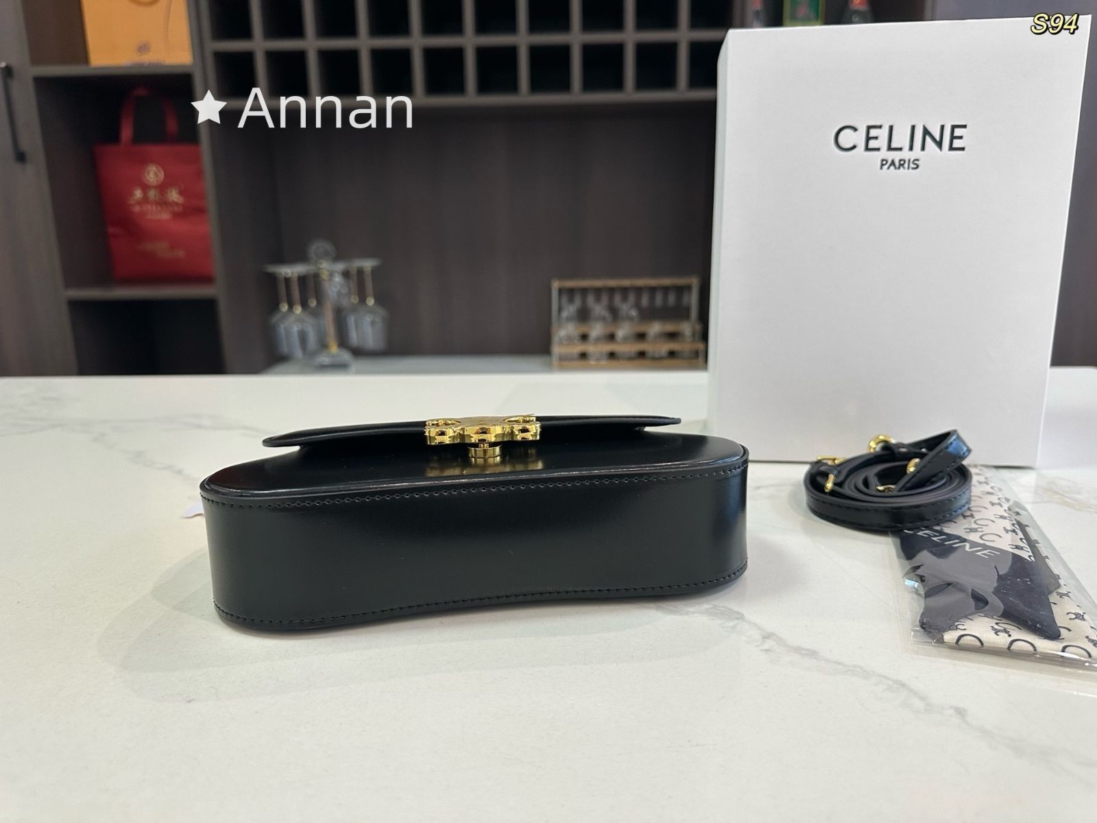 超美品 送料込☆新品 GUCCI グッチ Tシャツ　半袖　夏服　トップス 男女兼用