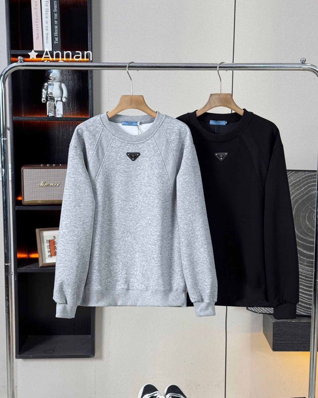超美品 限定品 限界価格 新品！新品 タグ付 PRADA プラダ パーカー 長袖Tシャツ トップス シンプルフード付きパーカー ユニセックス